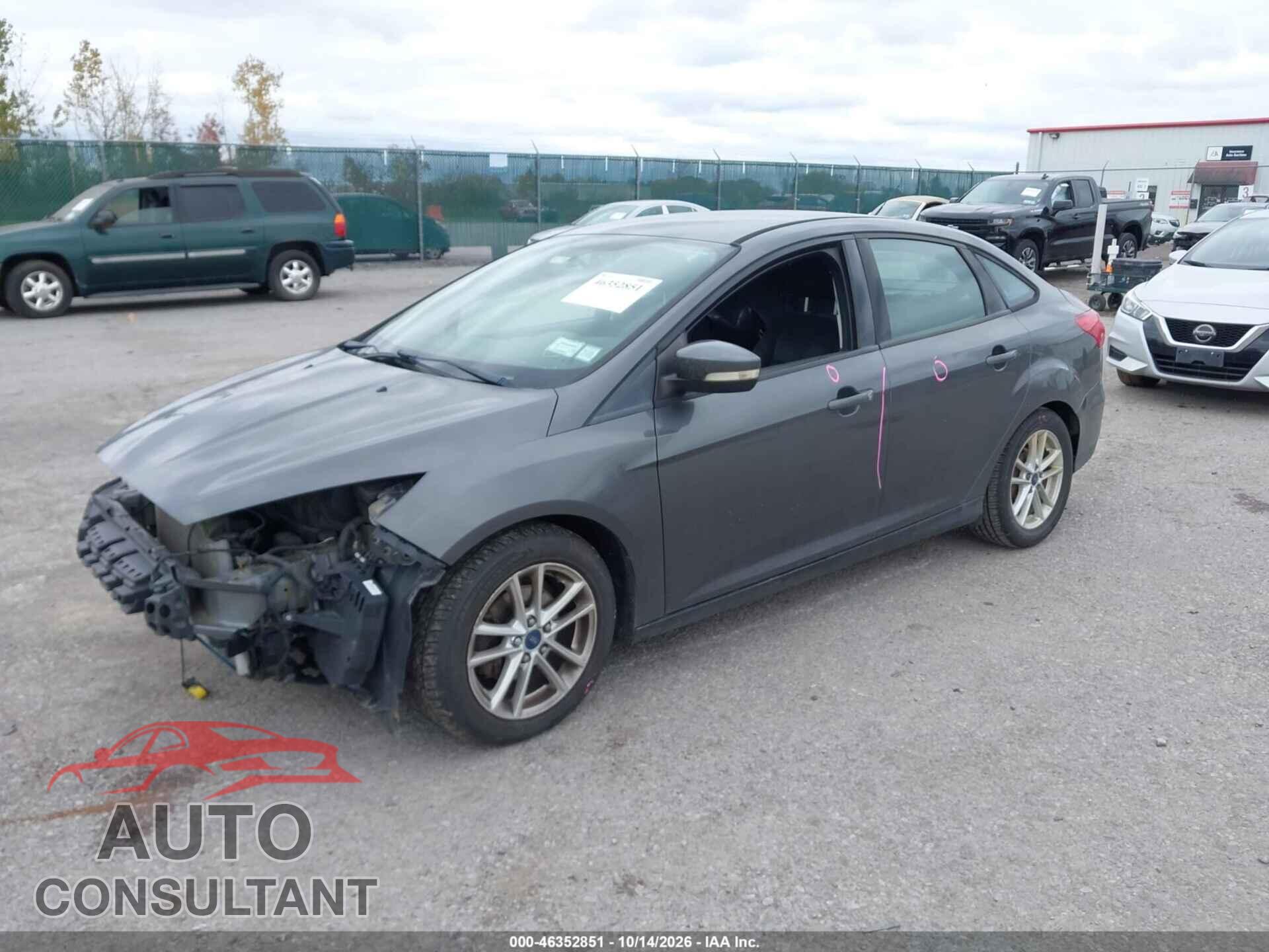 FORD FOCUS 2015 - 1FADP3F28FL203786