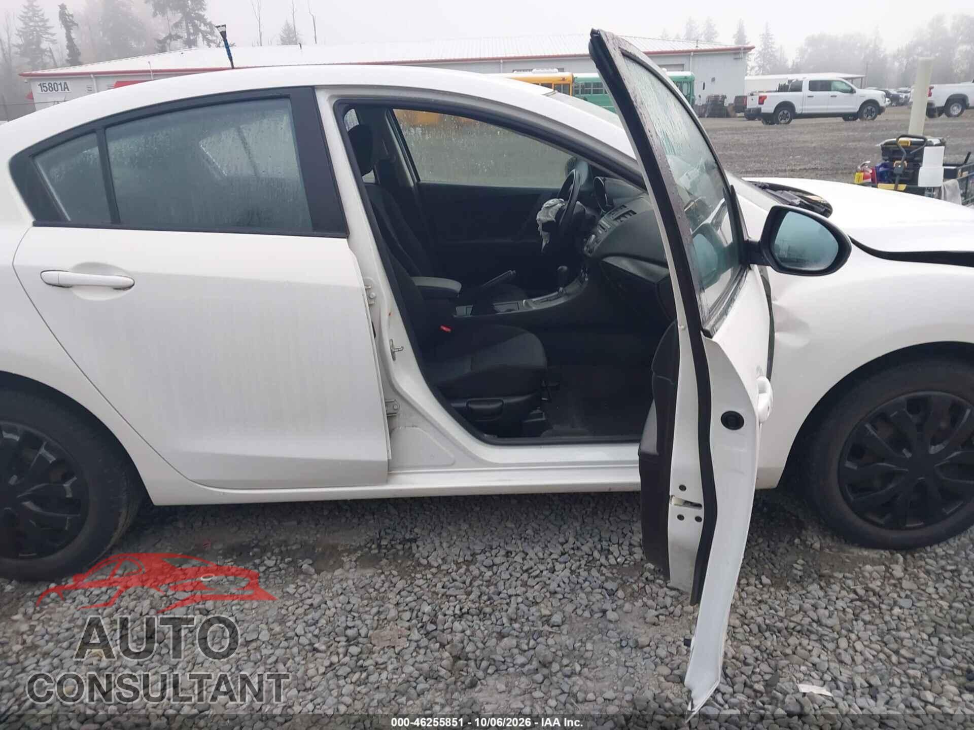 MAZDA MAZDA3 2010 - JM1BL1SF2A1352368