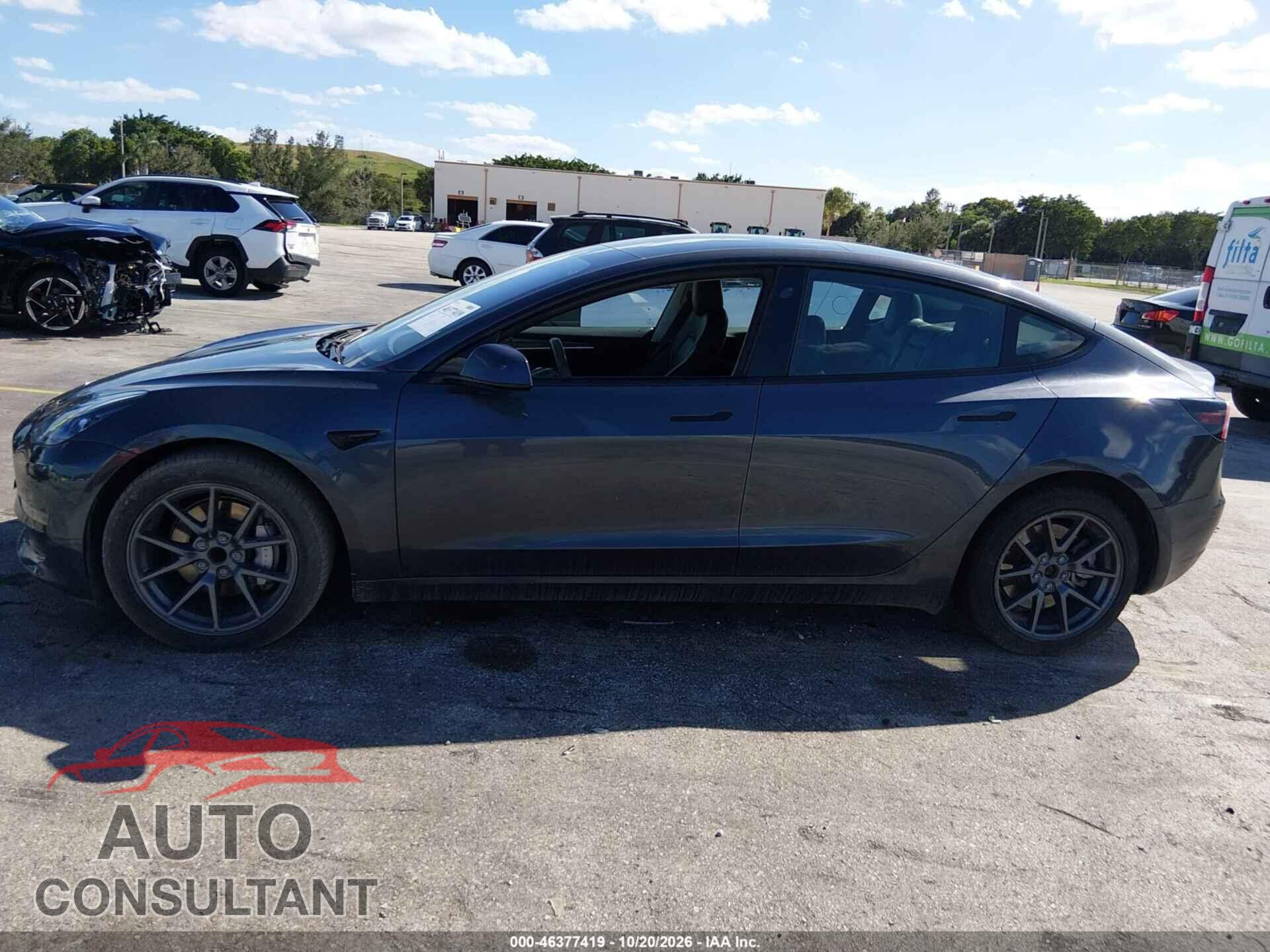TESLA MODEL 3 2023 - 5YJ3E1EA4PF667848