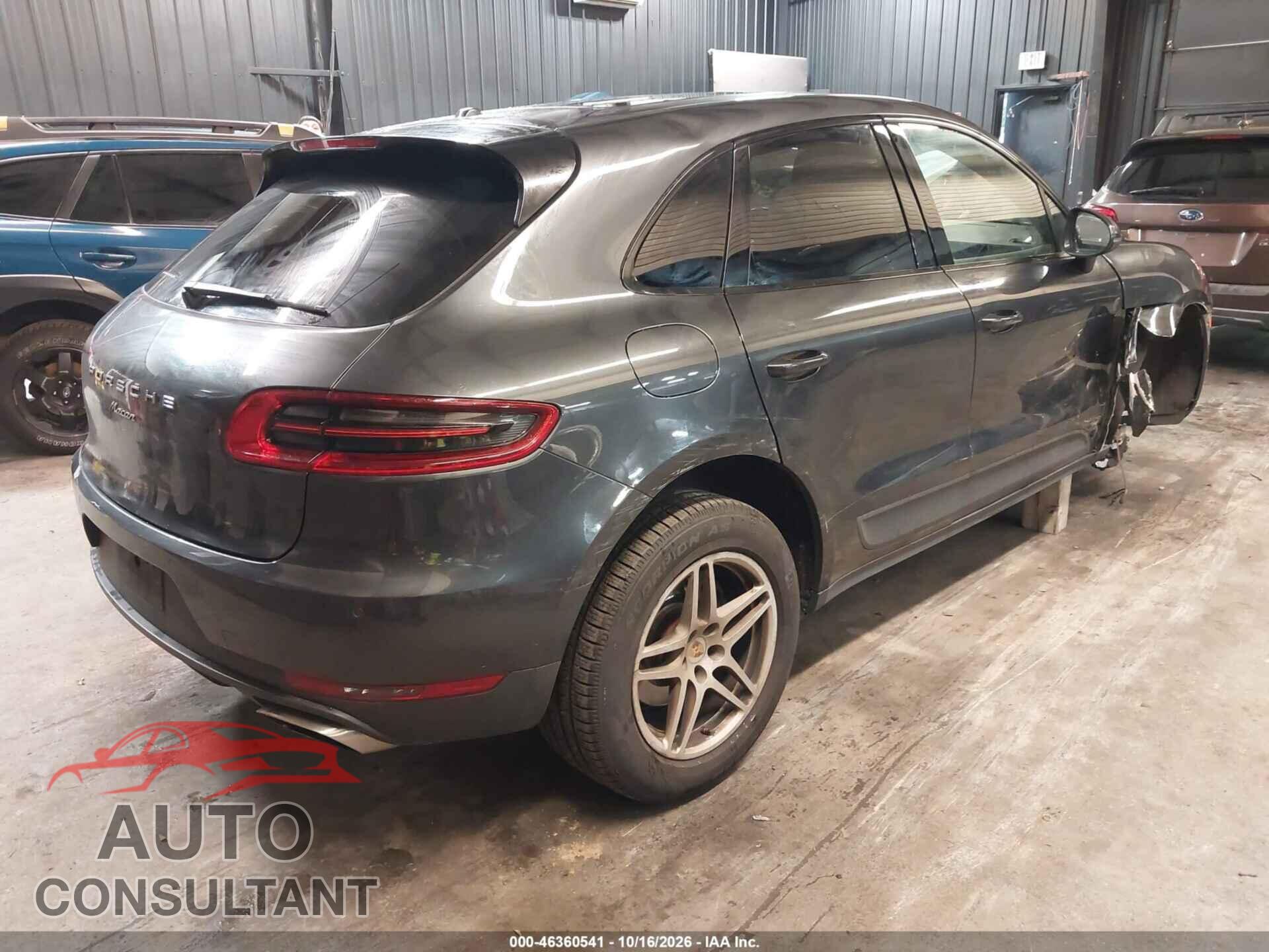 PORSCHE MACAN 2017 - WP1AA2A52HLB01699