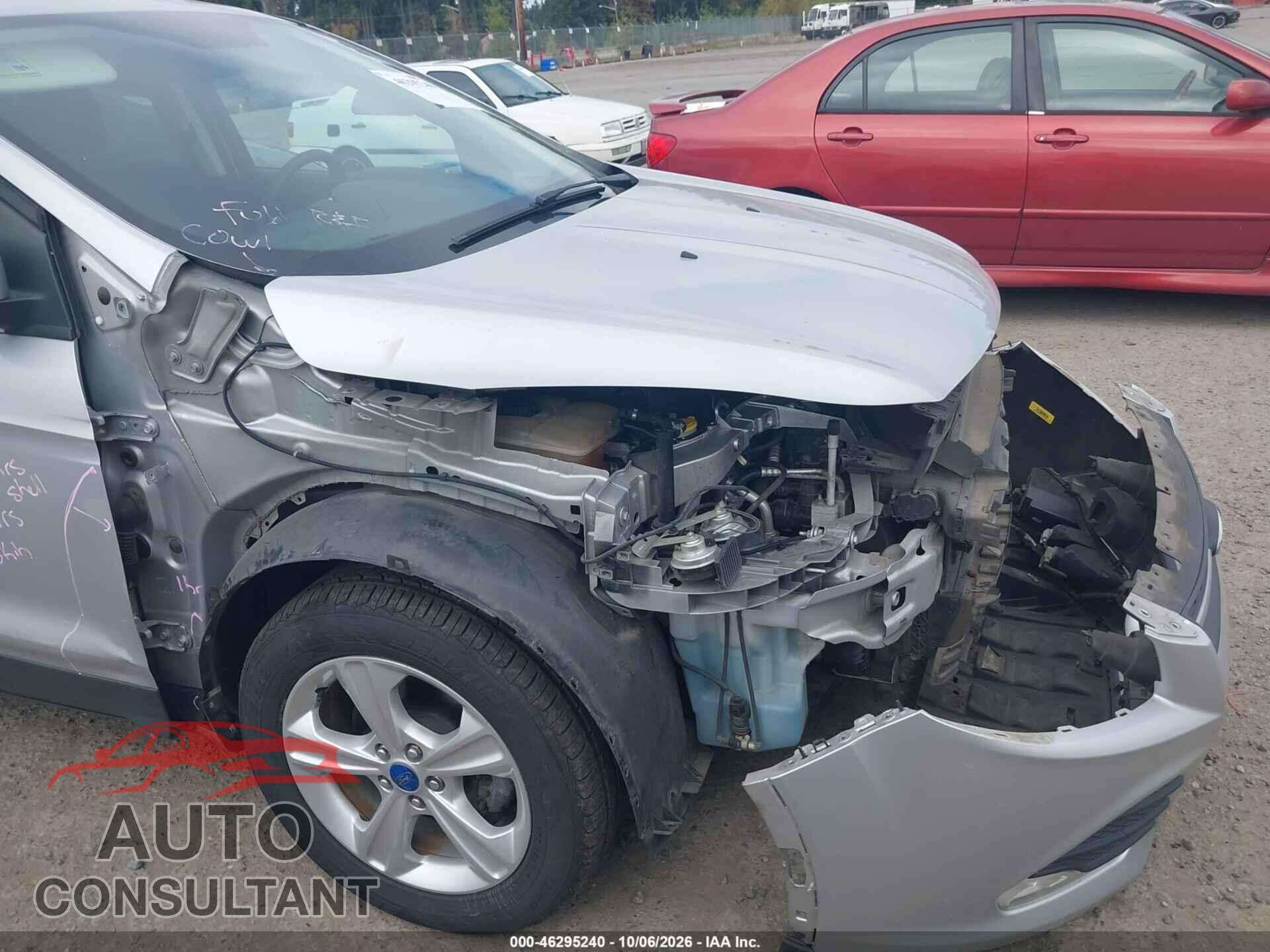 FORD ESCAPE 2013 - 1FMCU0GX8DUB83999