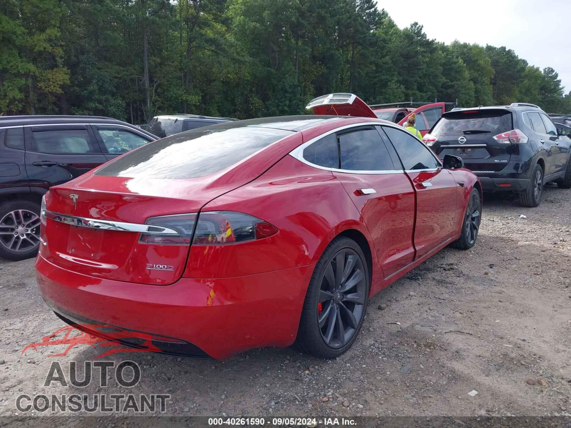 TESLA MODEL S 2017 - 5YJSA1E44HF221007