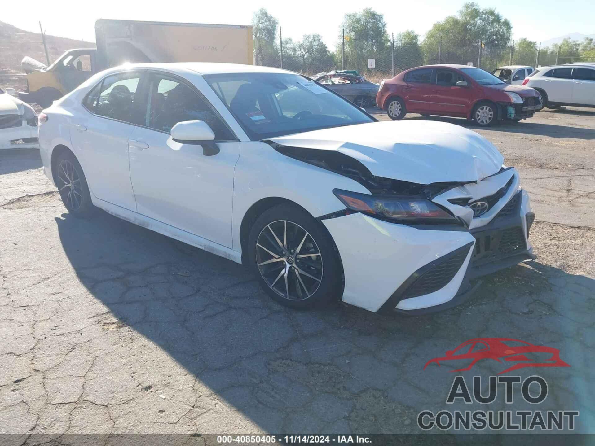 TOYOTA CAMRY 2021 - 4T1G11AK6MU490343