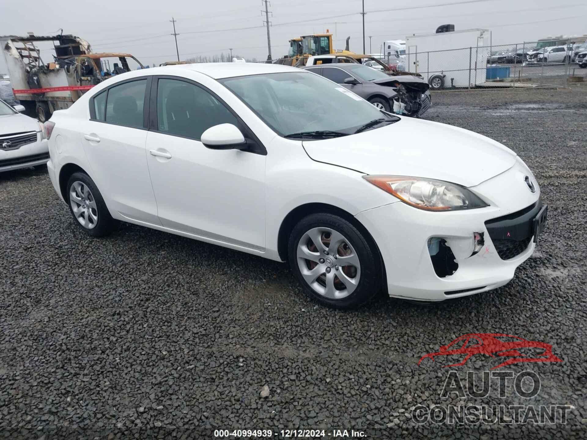 MAZDA MAZDA3 2013 - JM1BL1TG9D1762354