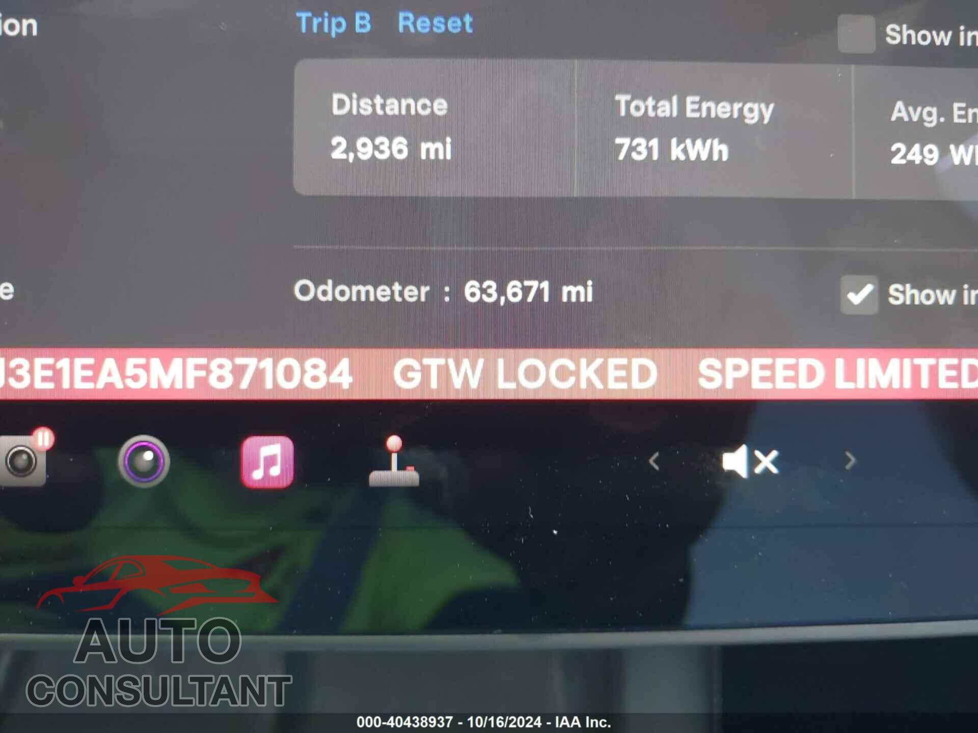 TESLA MODEL 3 2021 - 5YJ3E1EA5MF871084