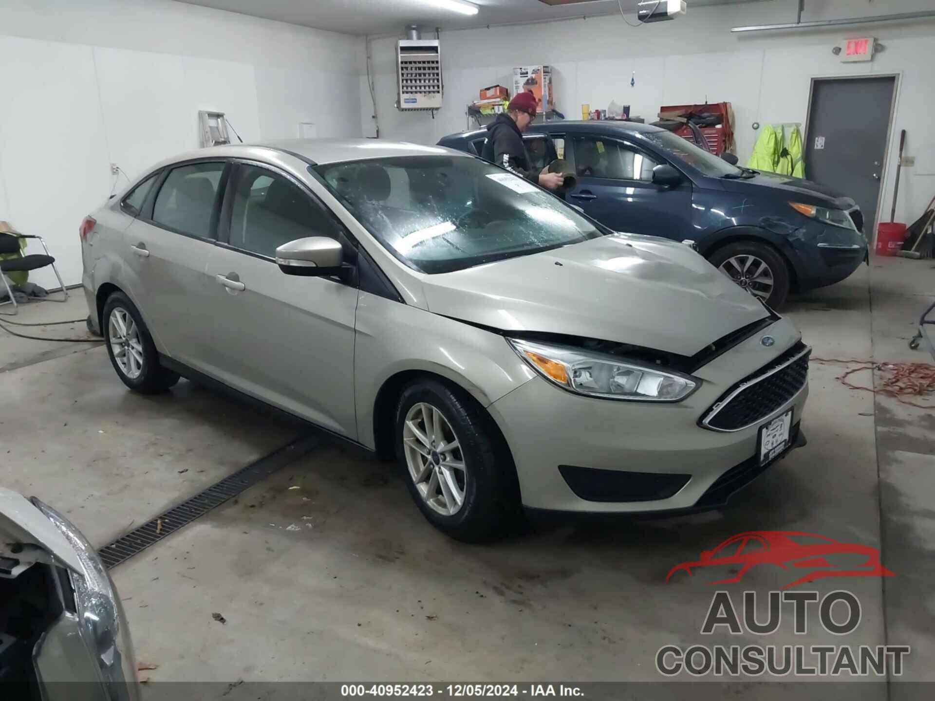 FORD FOCUS 2015 - 1FADP3F29FL217809