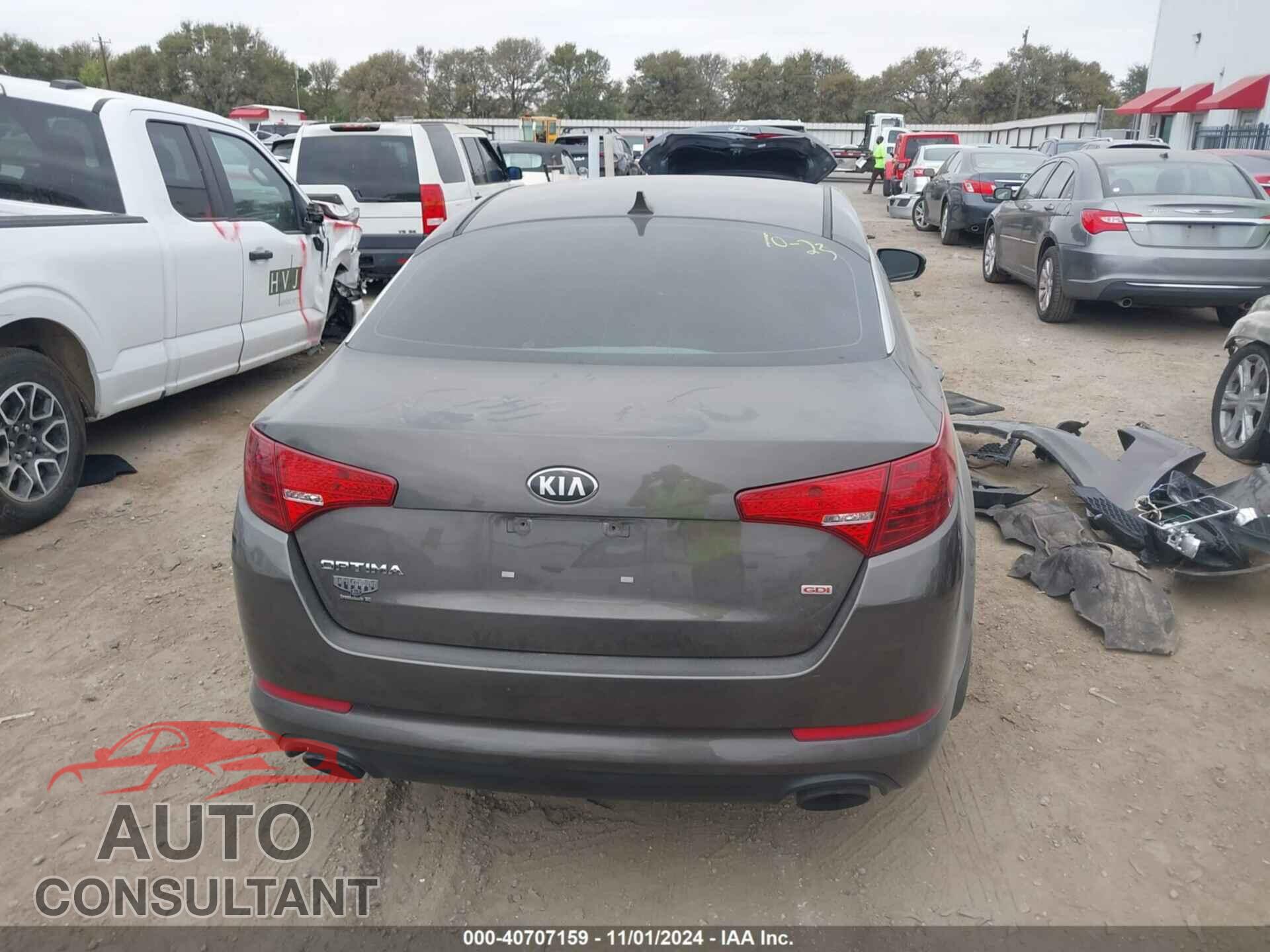 KIA OPTIMA 2013 - 5XXGM4A71DG221908