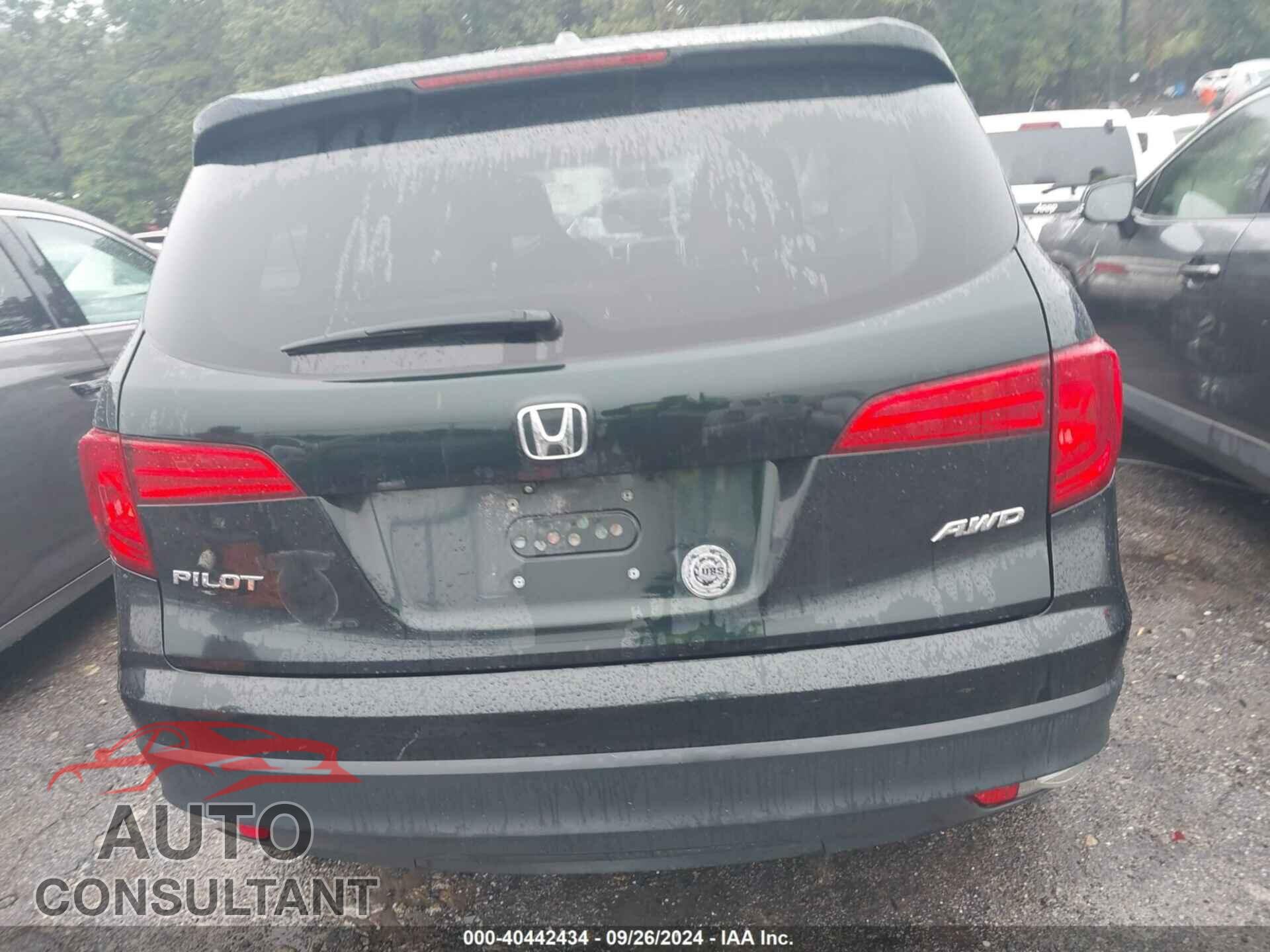 HONDA PILOT 2016 - 5FNYF6H88GB016392