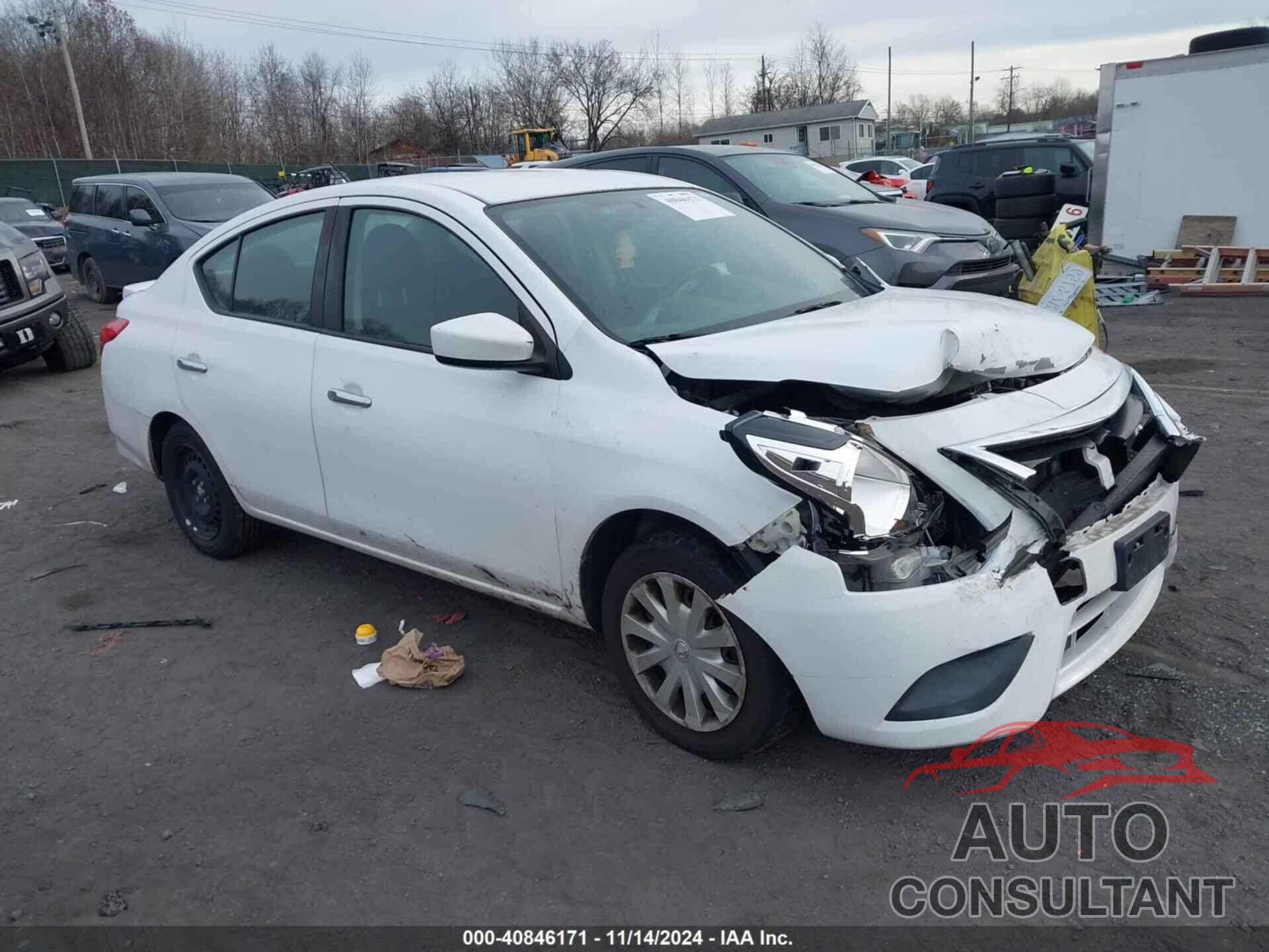 NISSAN VERSA 2019 - 3N1CN7AP1KL851669