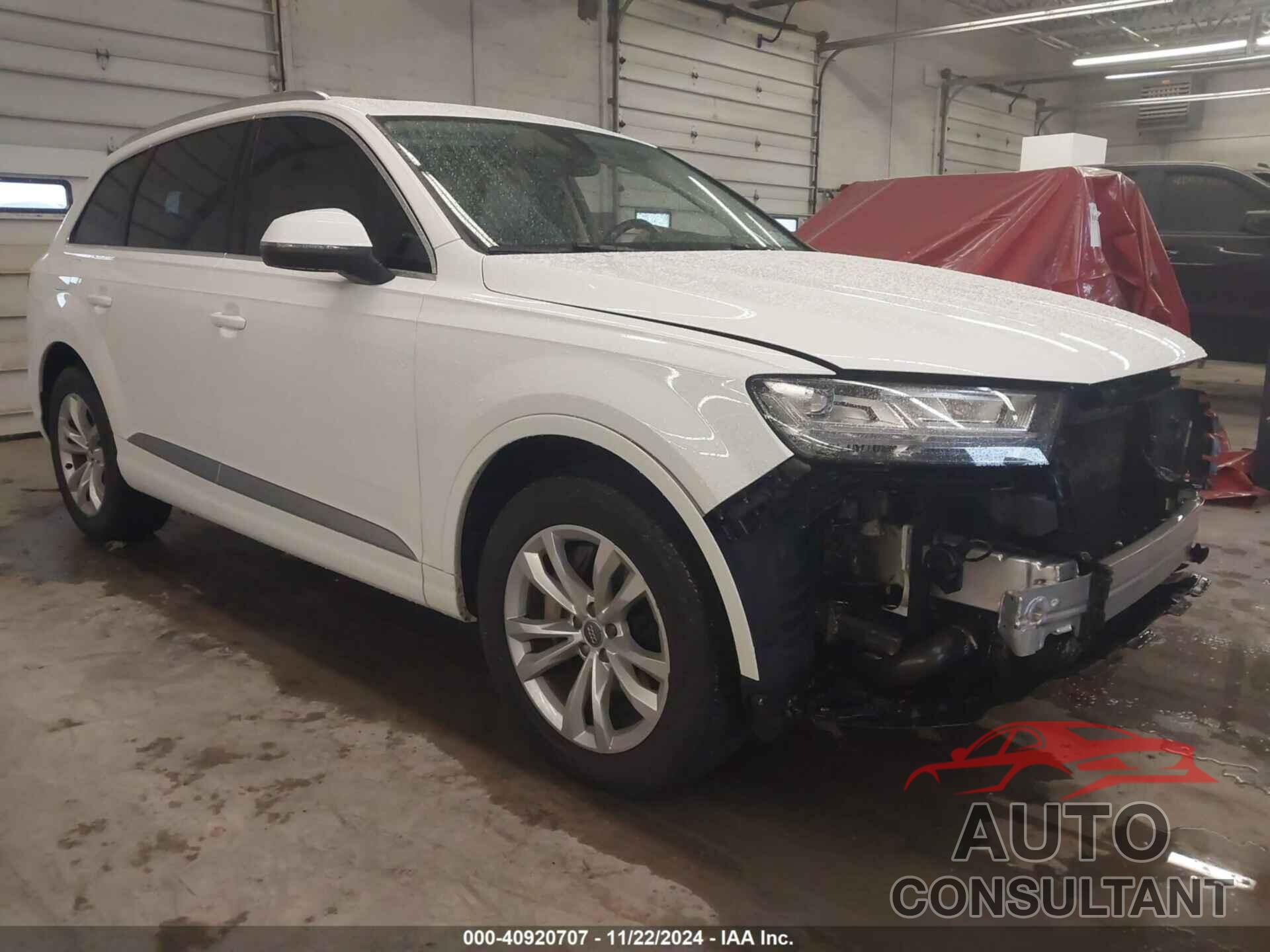 AUDI Q7 2019 - WA1LHAF72KD017193