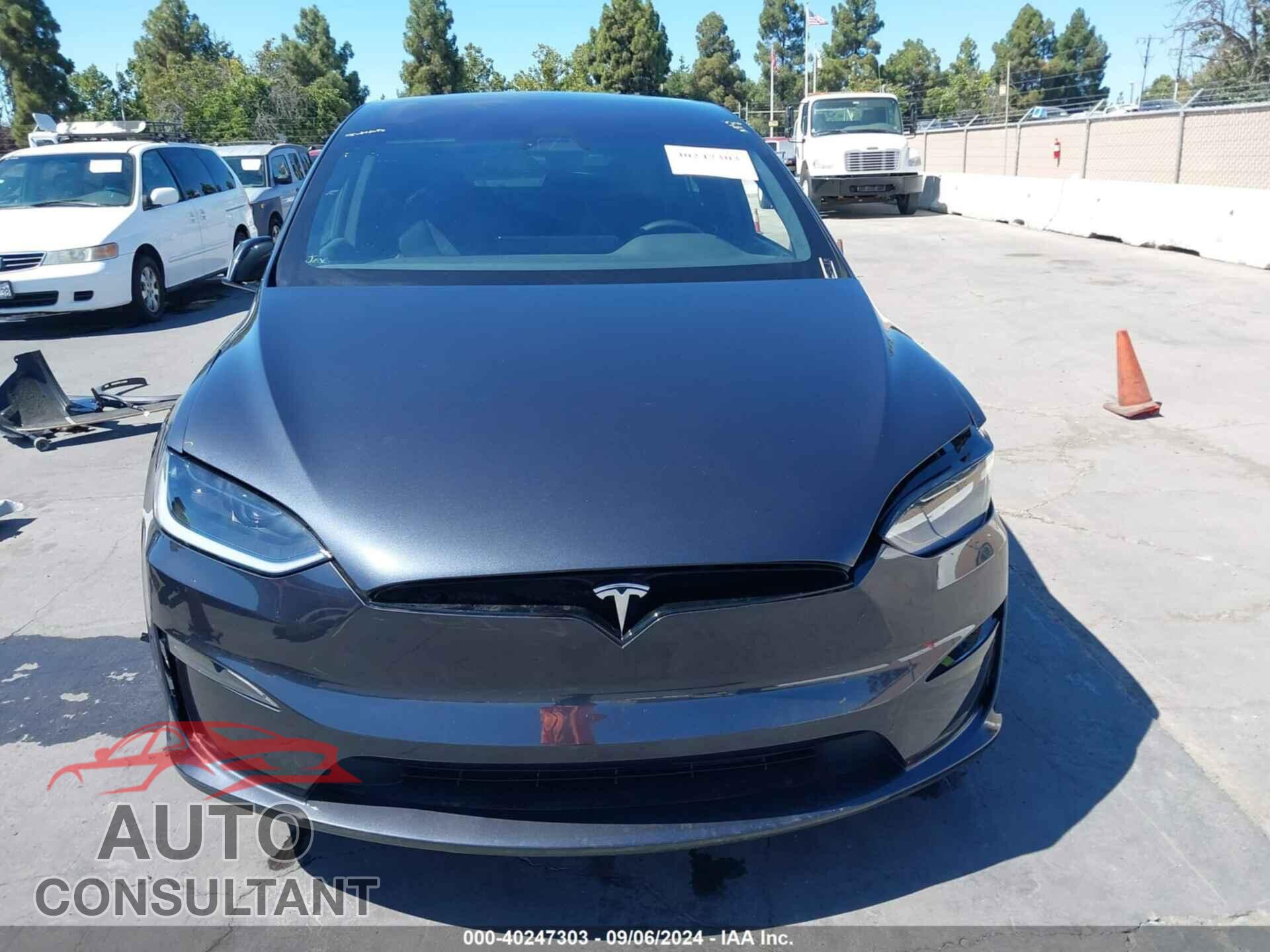 TESLA MODEL X 2024 - 7SAXCBE52RF447369