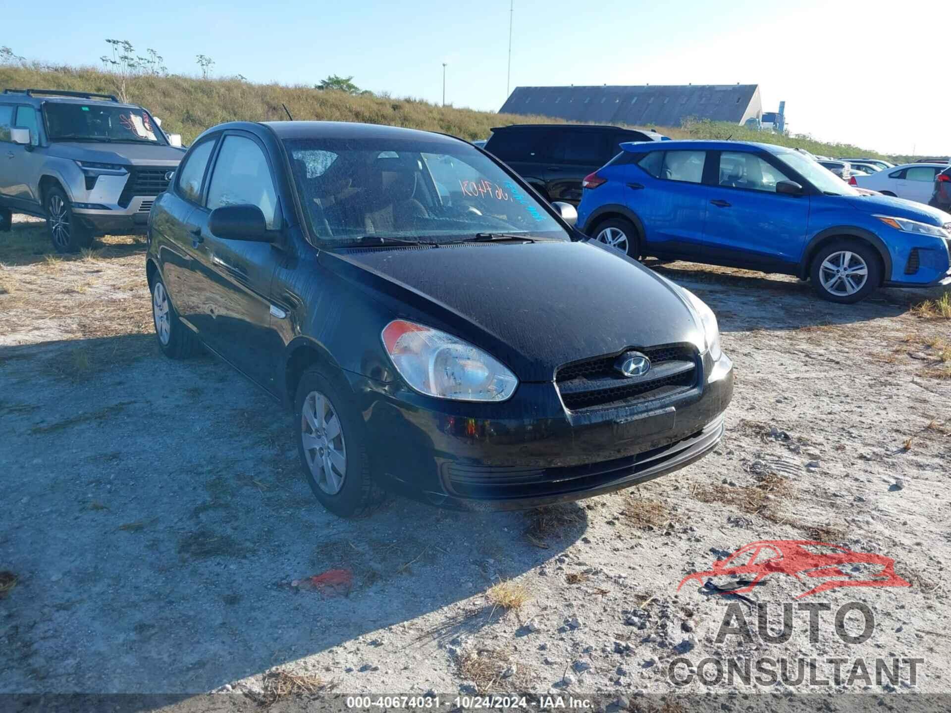 HYUNDAI ACCENT 2011 - KMHCM3AC4BU199282