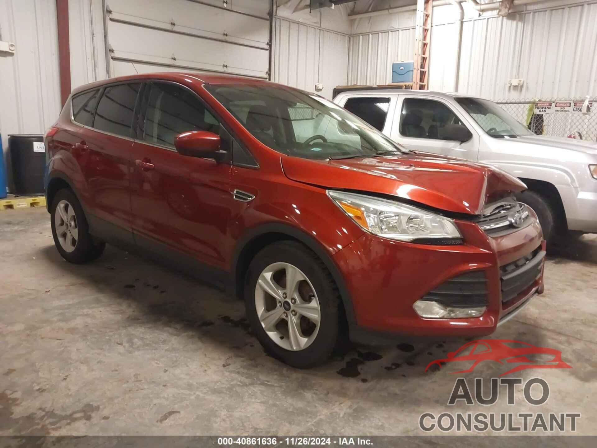 FORD ESCAPE 2015 - 1FMCU0GX5FUC22132