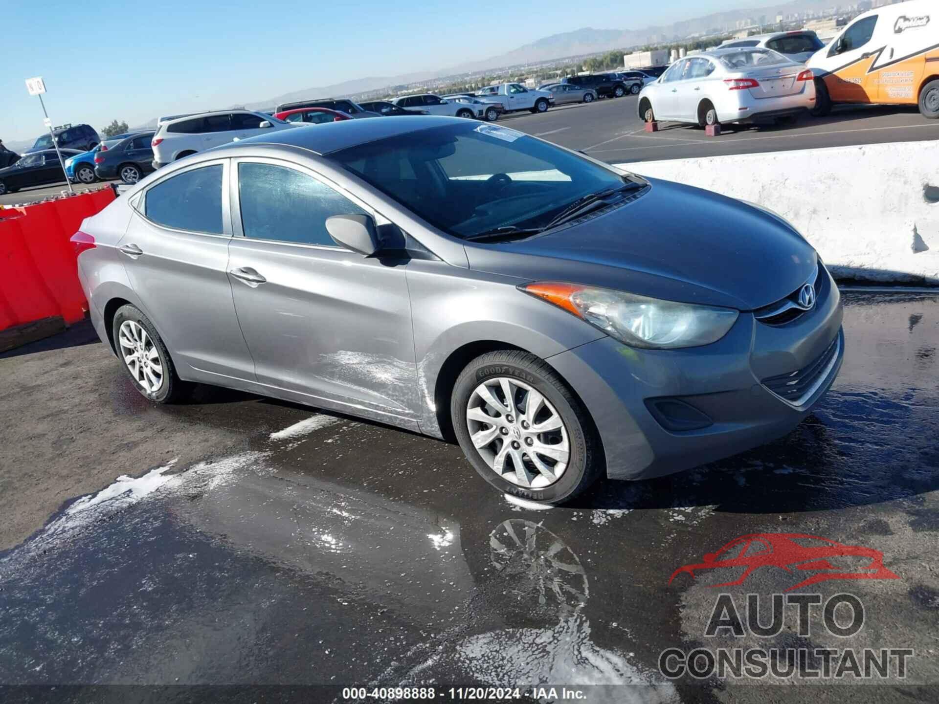 HYUNDAI ELANTRA 2012 - 5NPDH4AE9CH101153