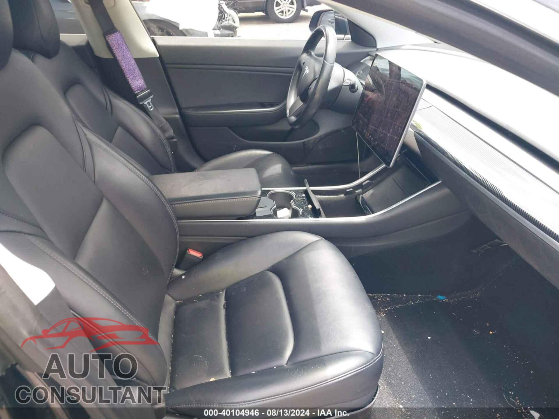 TESLA MODEL 3 2019 - 5YJ3E1EA1KF196878