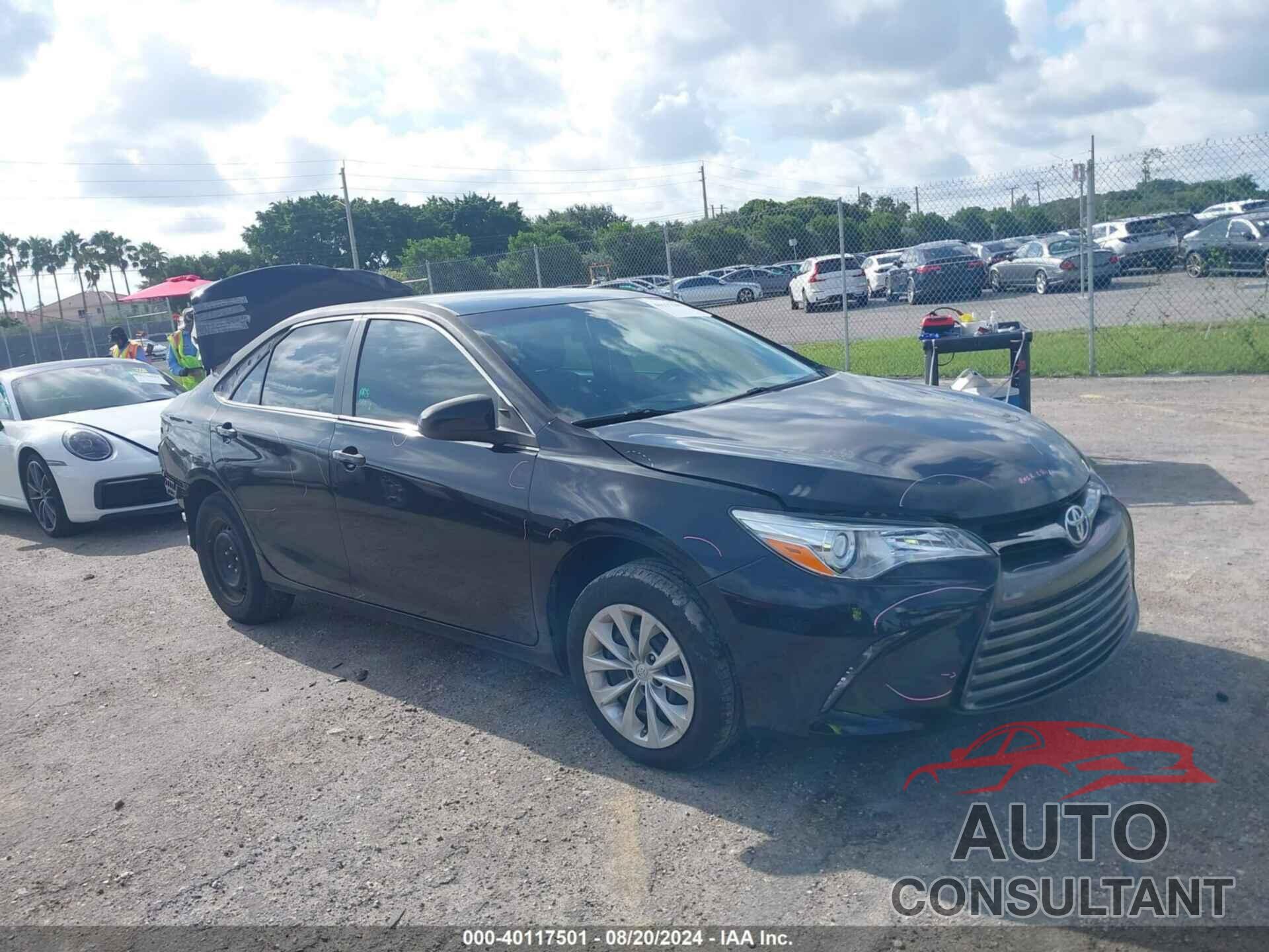 TOYOTA CAMRY 2016 - 4T4BF1FK7GR563444