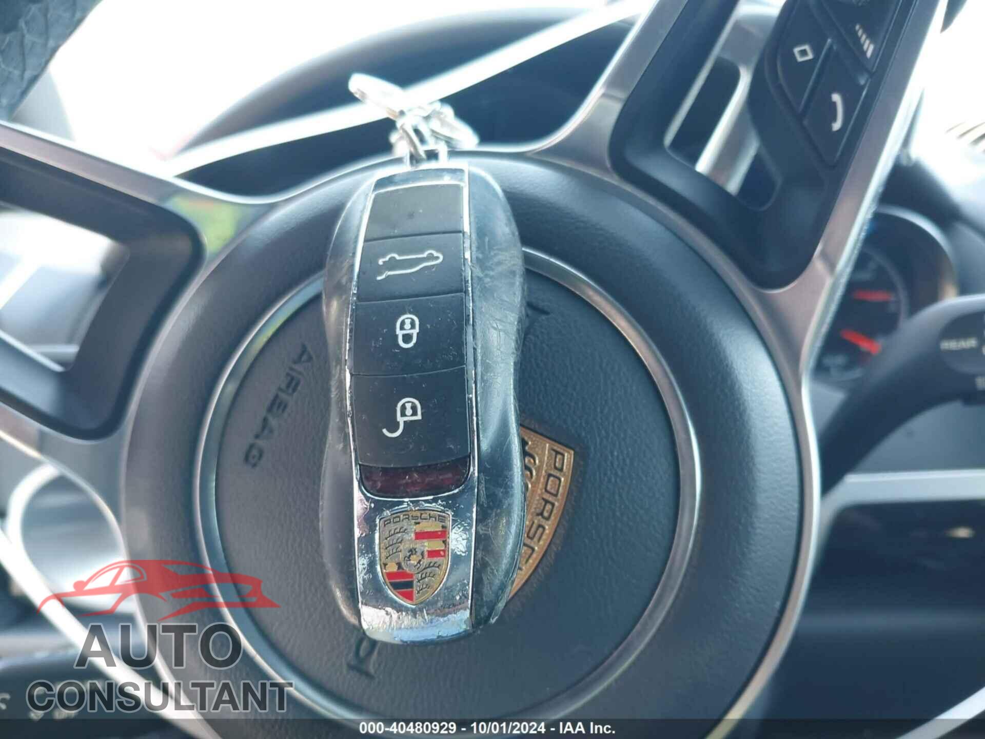 PORSCHE CAYENNE 2018 - WP1AA2A2XJKA04400