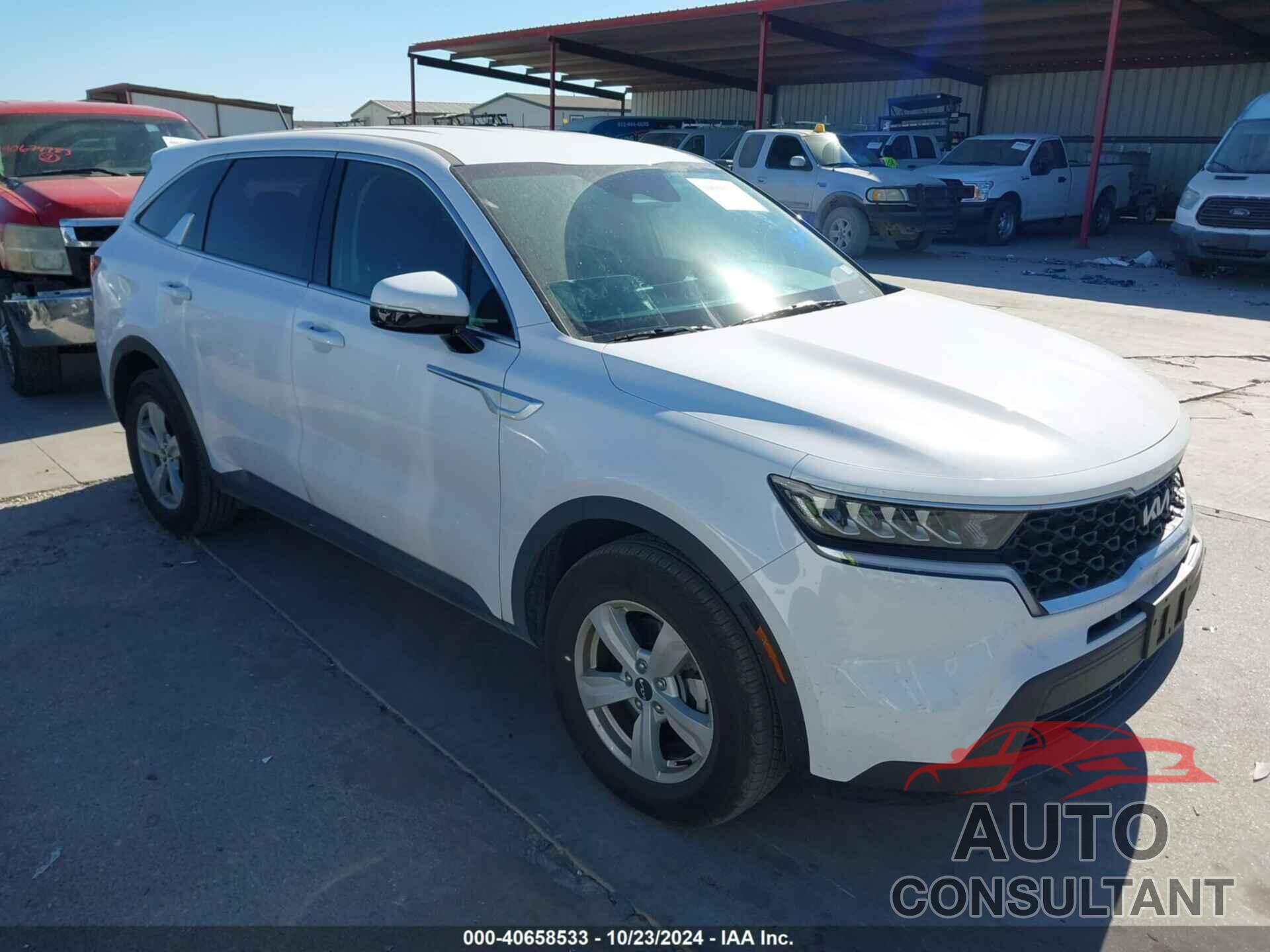 KIA SORENTO 2023 - 5XYRG4LC0PG244218