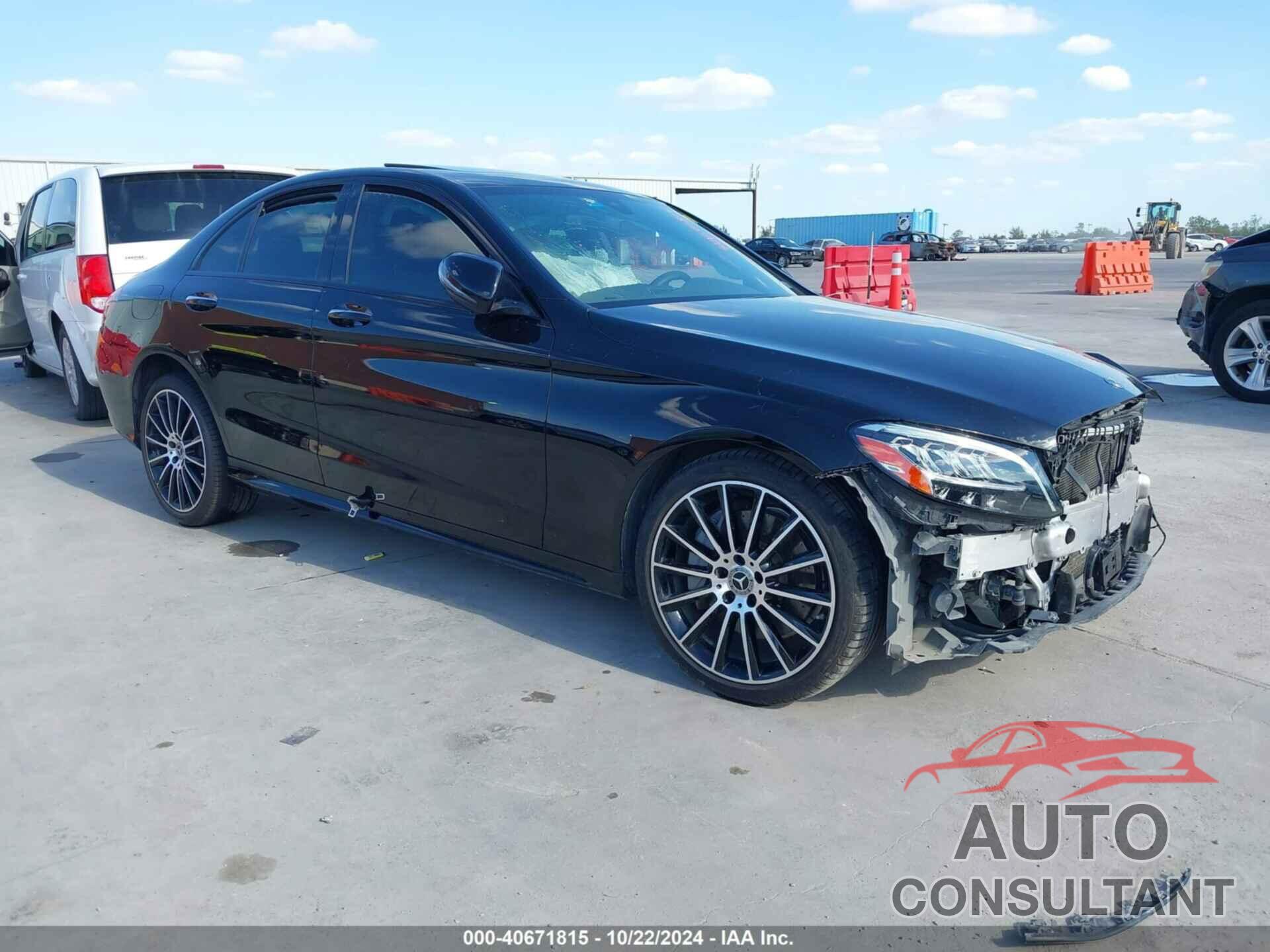 MERCEDES-BENZ C 300 2019 - 55SWF8DB1KU308493
