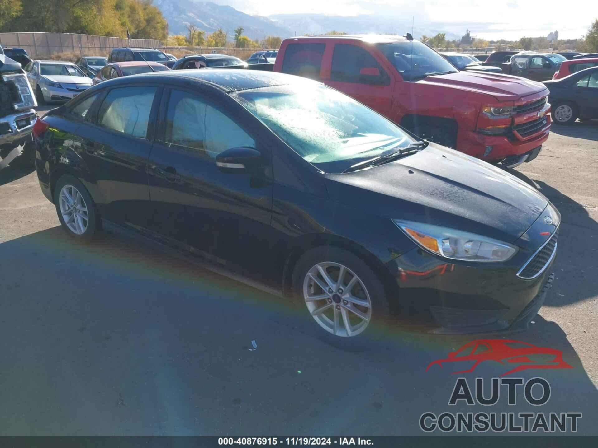 FORD FOCUS 2017 - 1FADP3F29HL223869