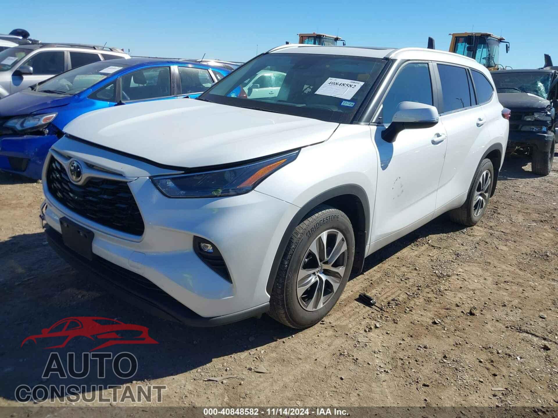TOYOTA HIGHLANDER 2023 - 5TDKDRAH3PS007392
