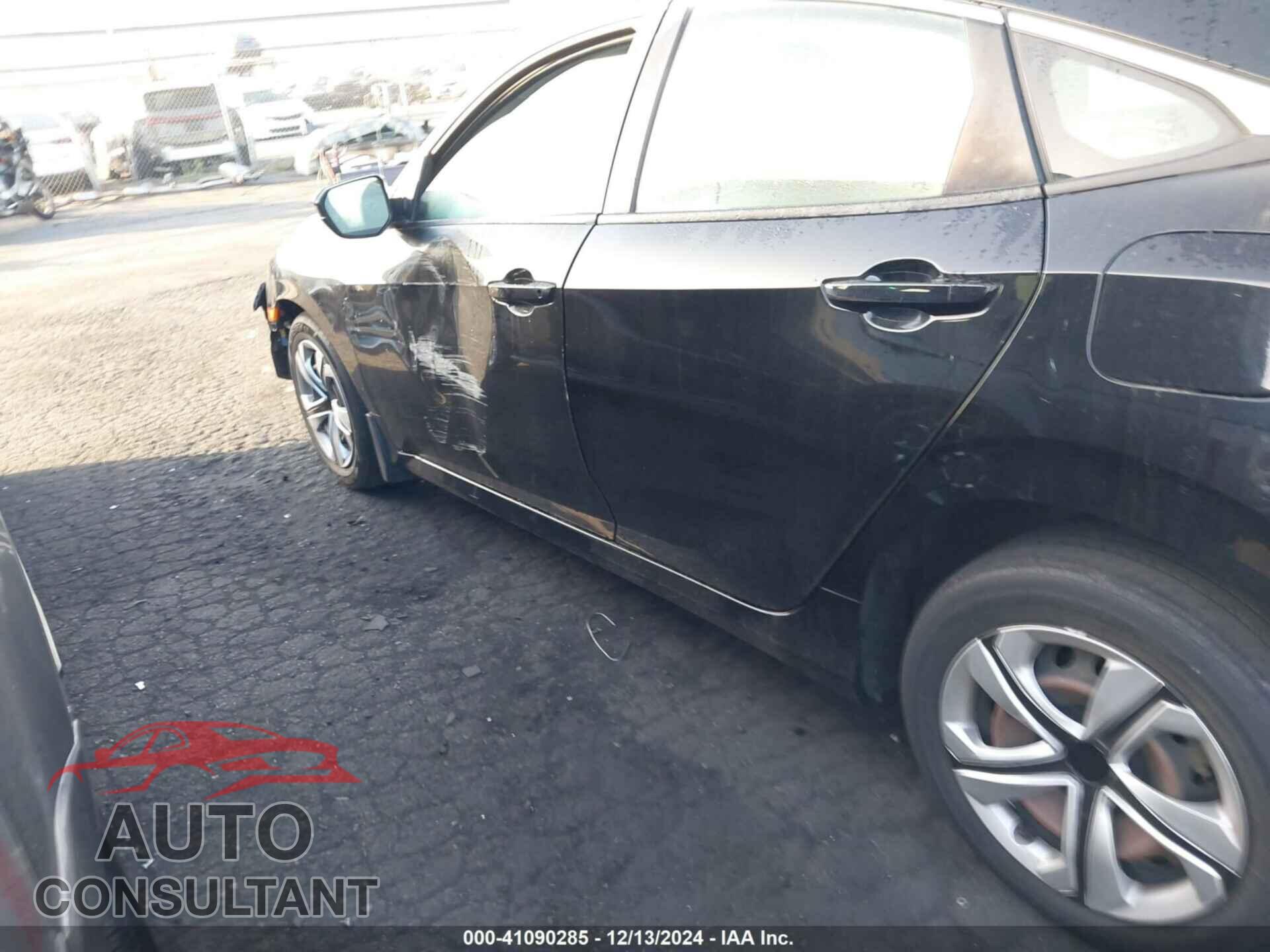 HONDA CIVIC 2018 - 2HGFC2F54JH573790