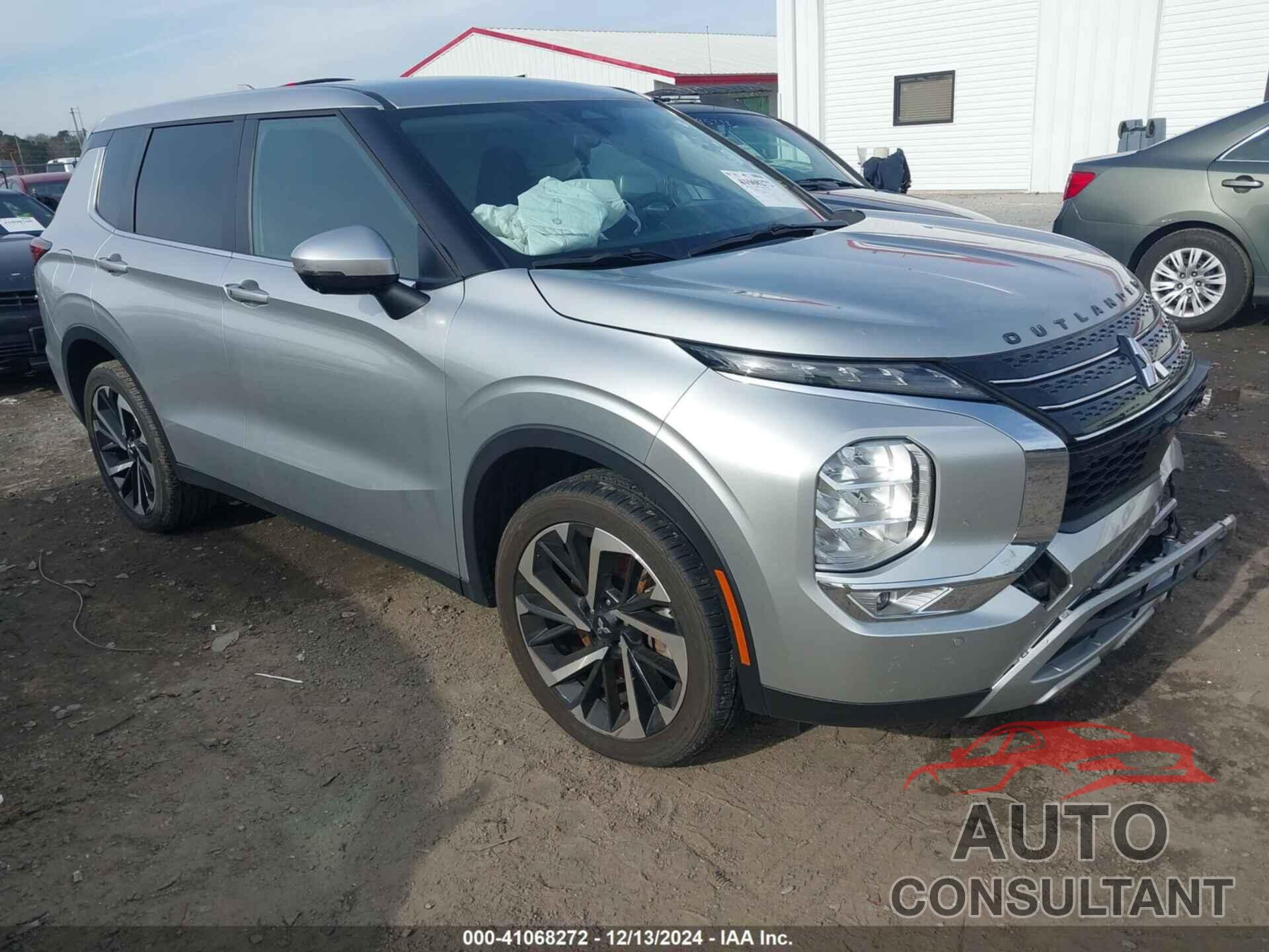 MITSUBISHI OUTLANDER 2022 - JA4J3UA82NZ045560