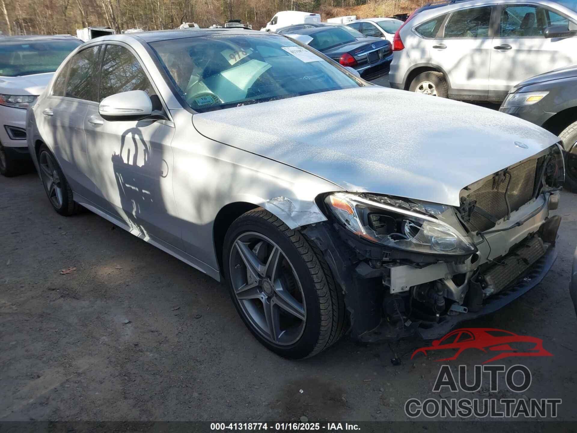 MERCEDES-BENZ C 300 2015 - 55SWF4KB2FU059221