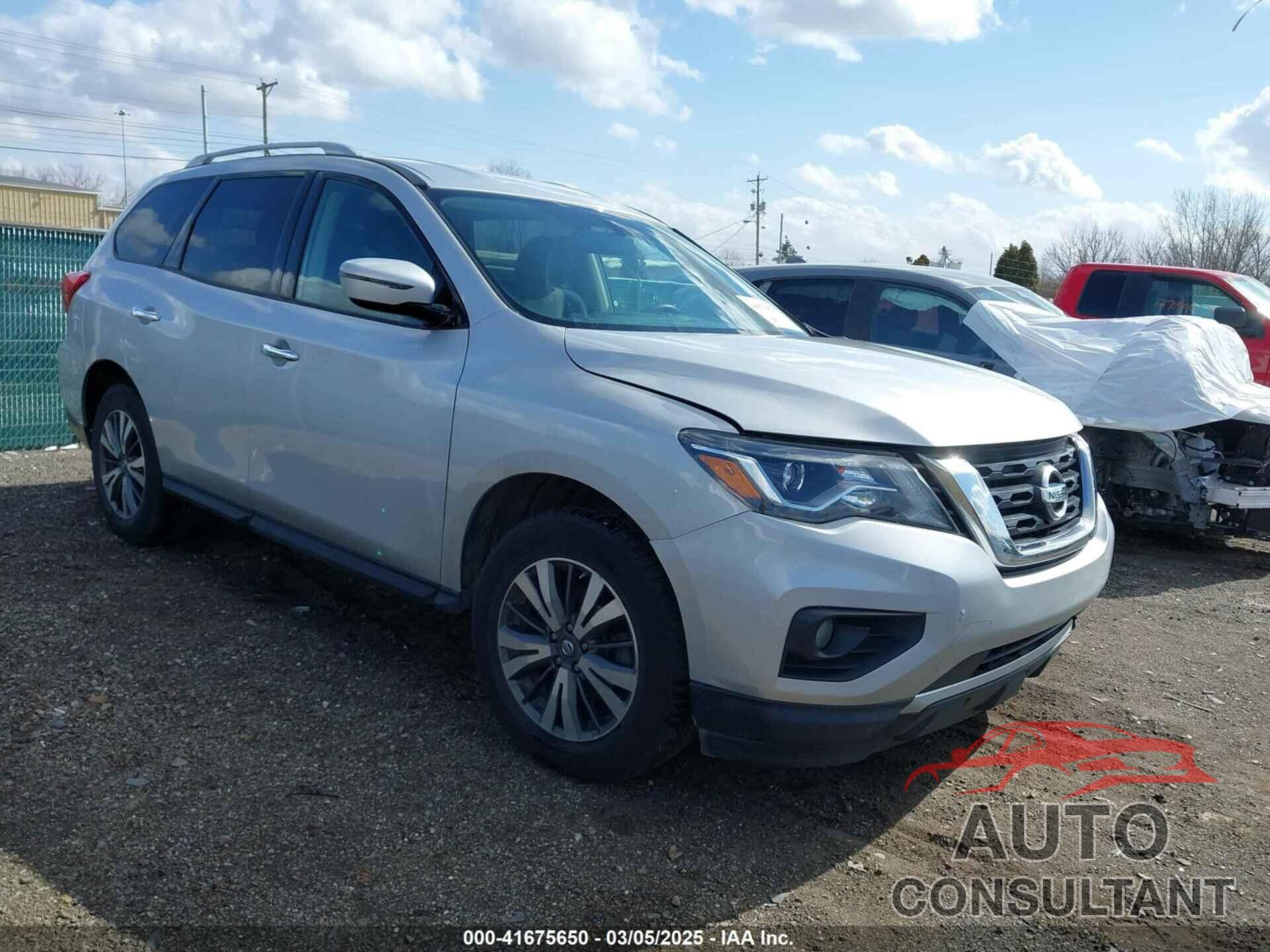 NISSAN PATHFINDER 2017 - 5N1DR2MM7HC684891