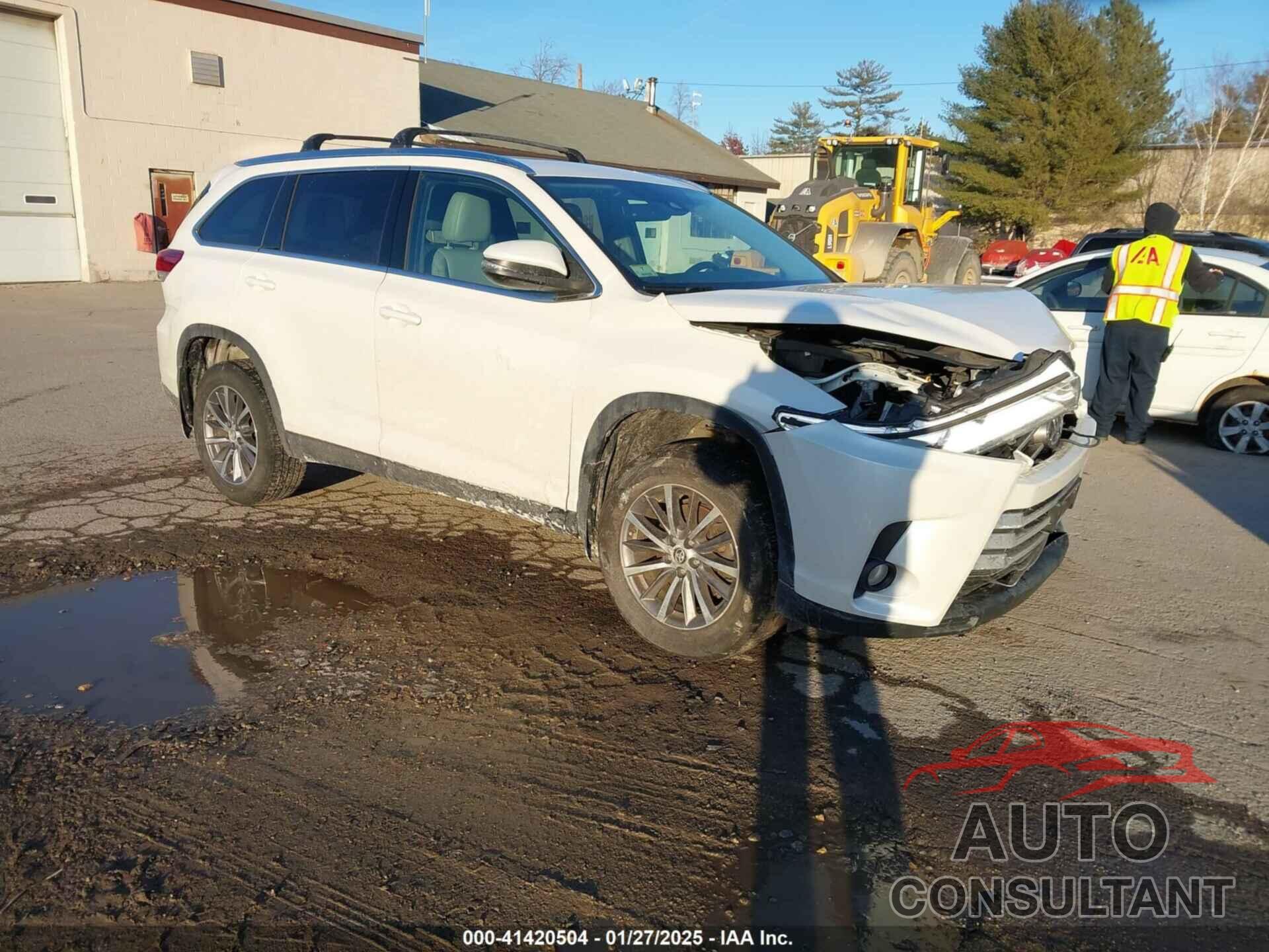 TOYOTA HIGHLANDER 2019 - 5TDJZRFH6KS728207