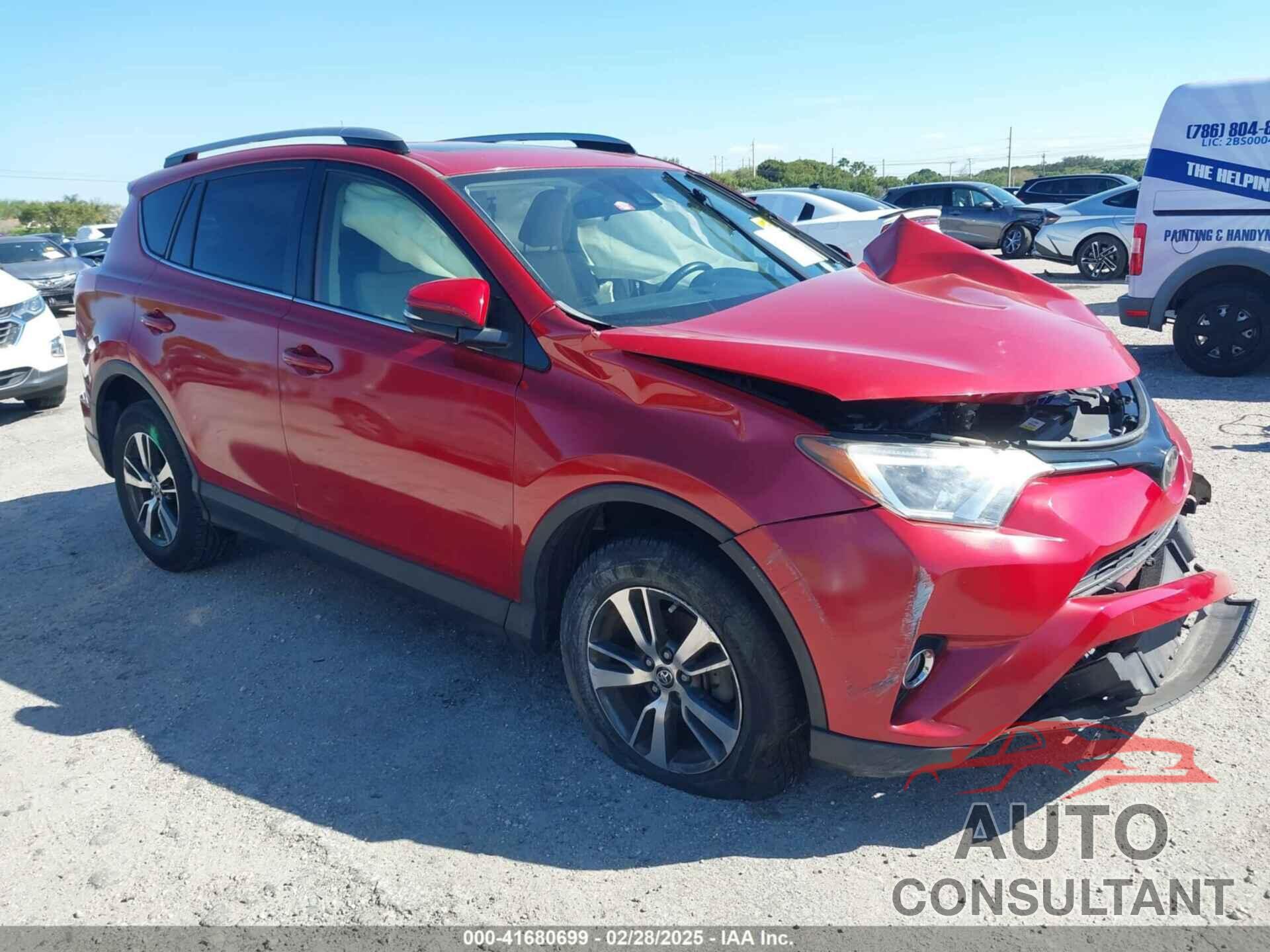 TOYOTA RAV4 2017 - JTMWFREV9HJ143181