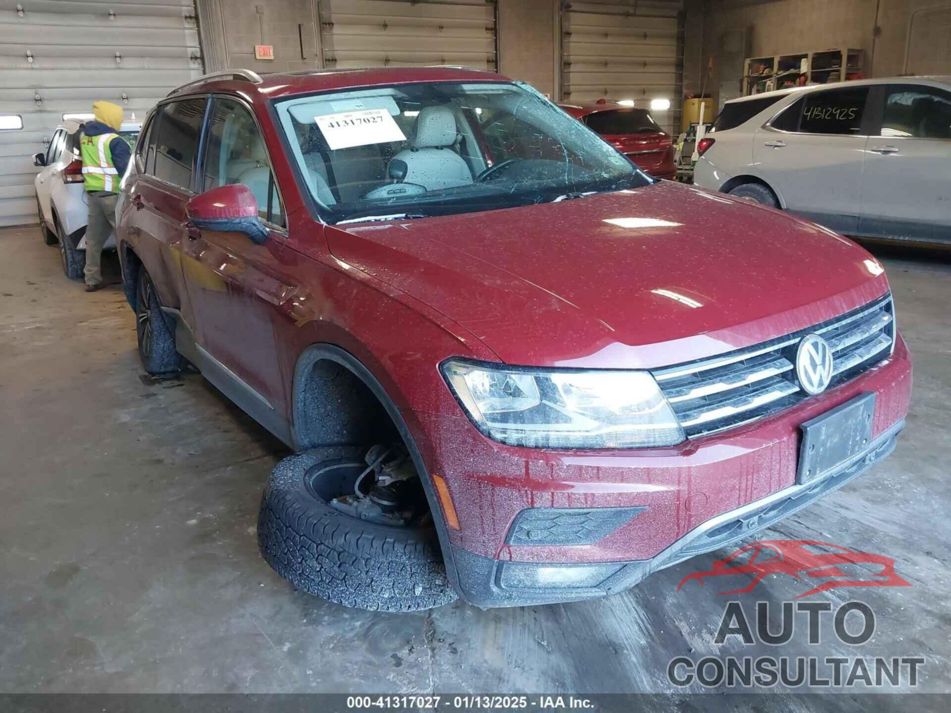 VOLKSWAGEN TIGUAN 2019 - 3VV2B7AX2KM061469