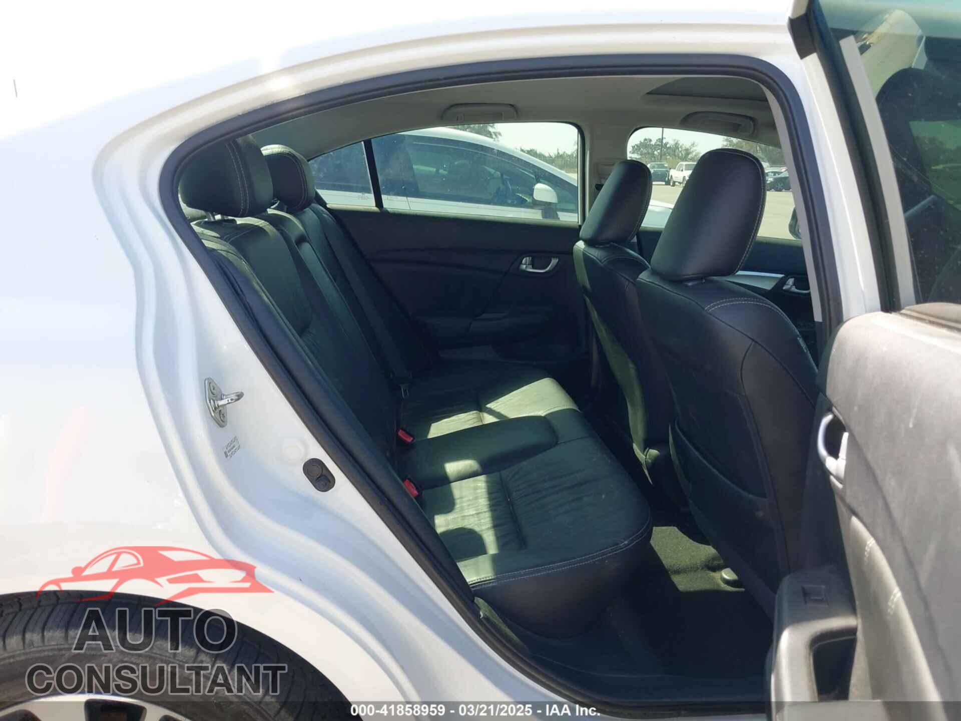 HONDA CIVIC 2013 - 19XFB2F94DE048572