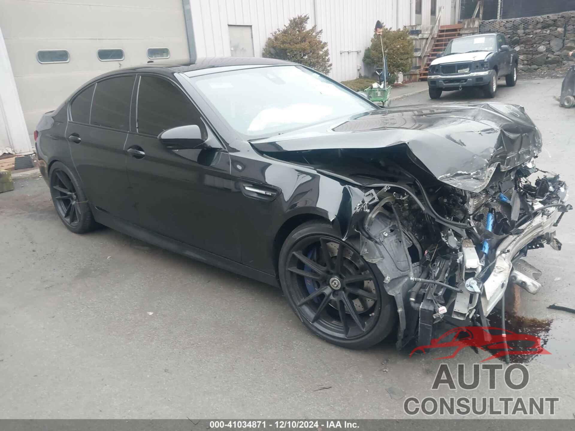 BMW M5 2015 - WBSFV9C52FD595418