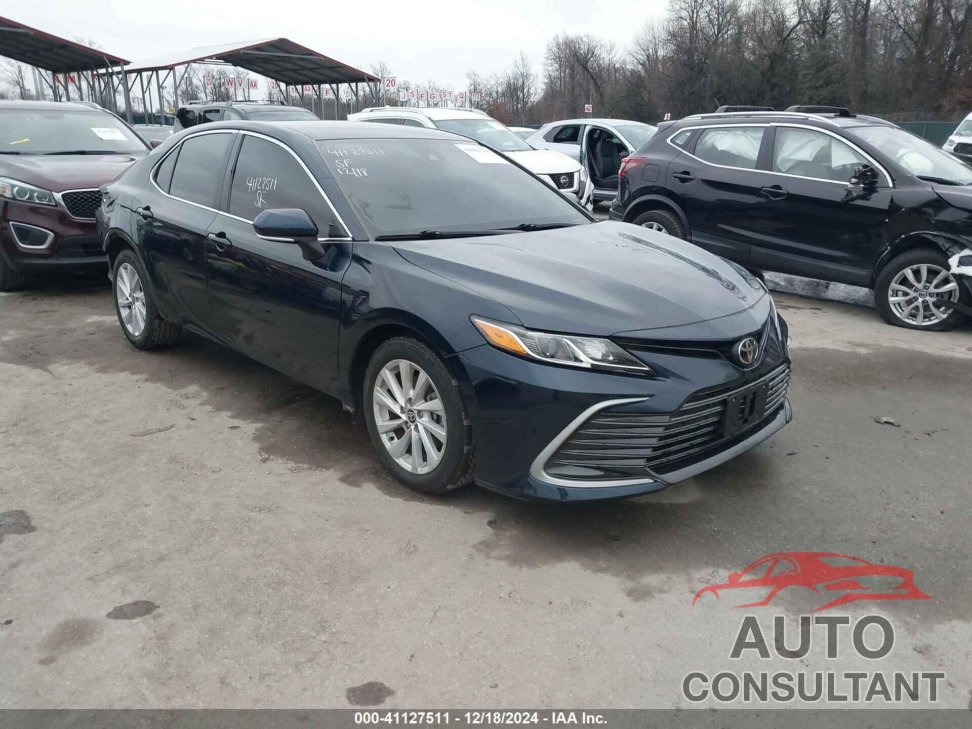 TOYOTA CAMRY 2021 - 4T1R11AK8MU513856