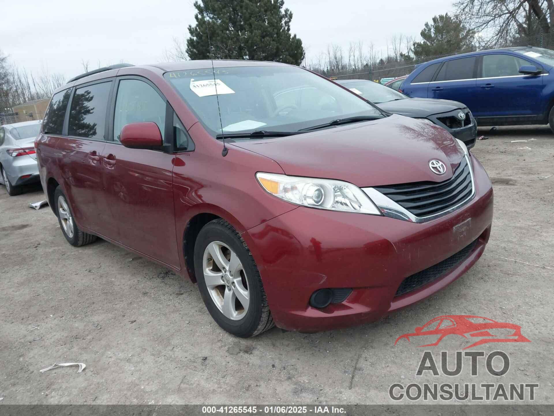 TOYOTA SIENNA 2013 - 5TDKK3DC7DS351273