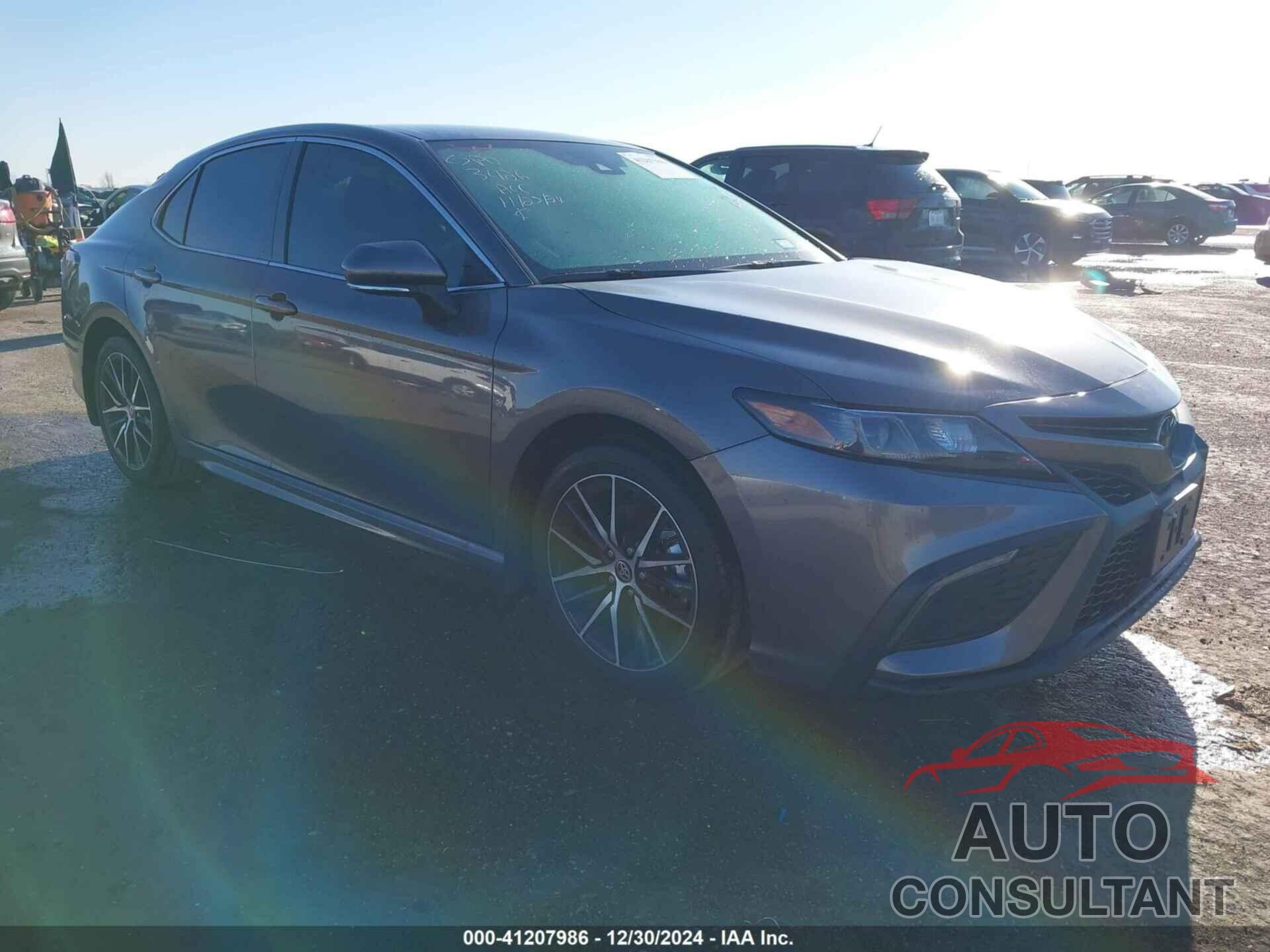TOYOTA CAMRY 2024 - 4T1G11AK3RU911068