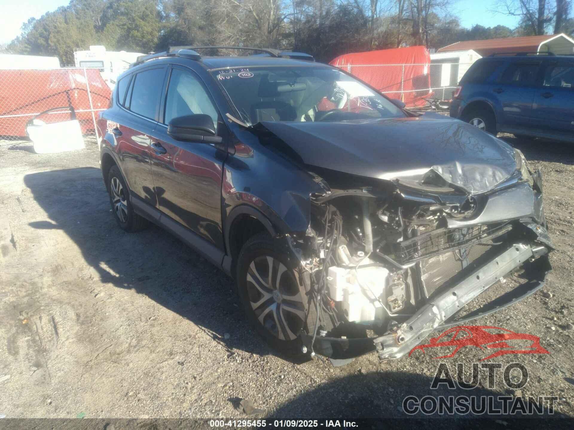 TOYOTA RAV4 2016 - JTMZFREV7GJ063518