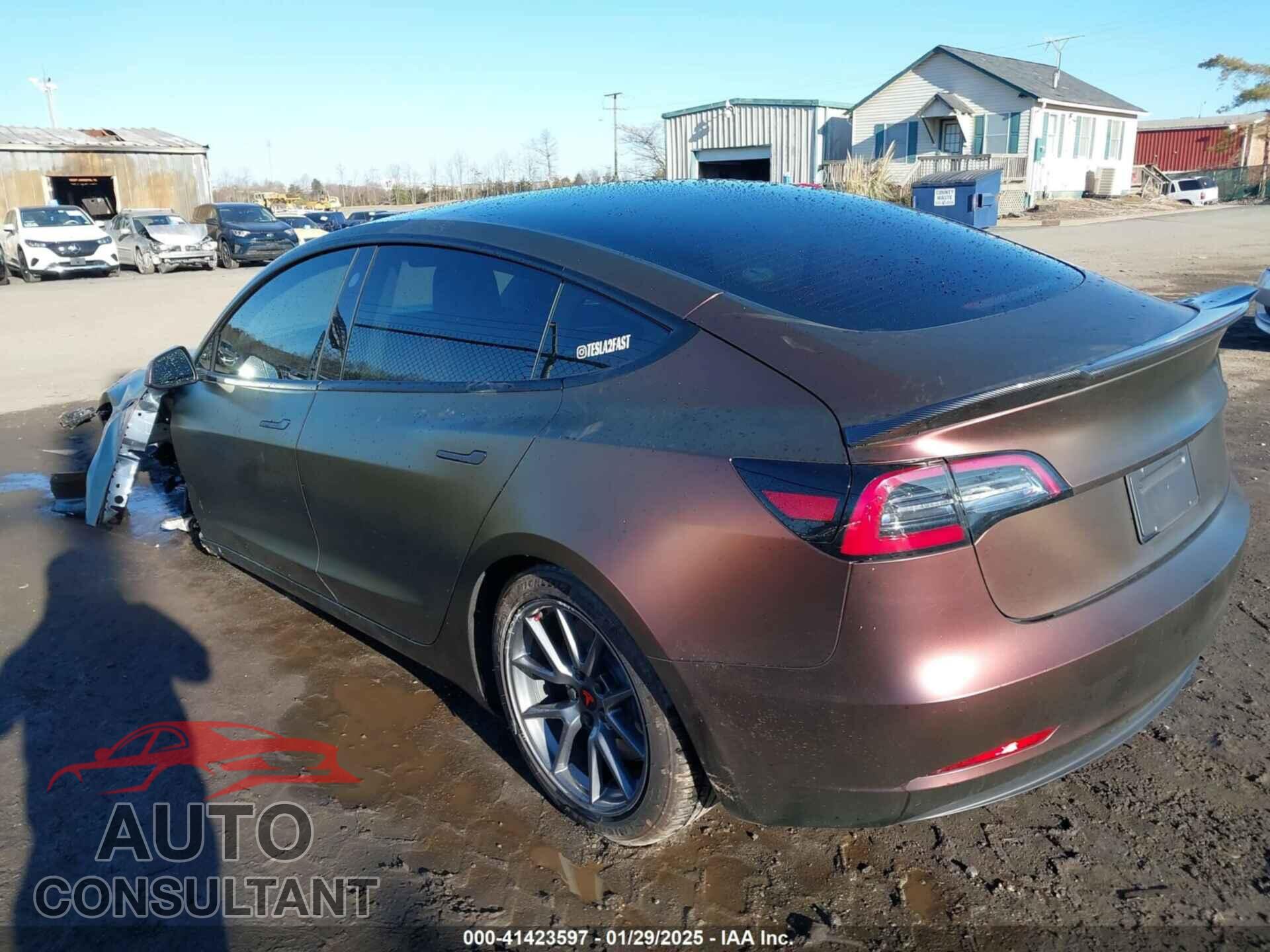 TESLA MODEL 3 2022 - 5YJ3E1EB5NF275337