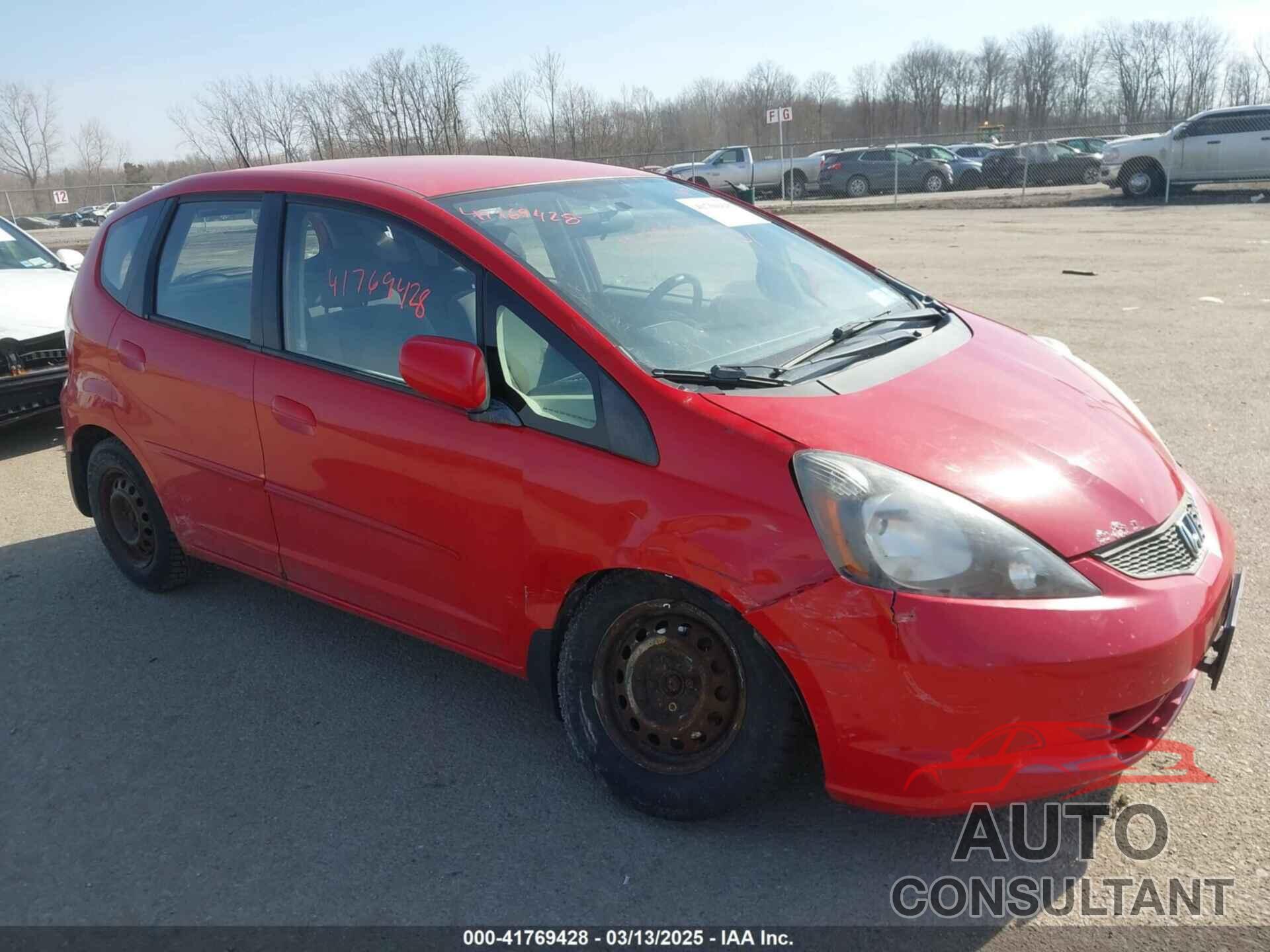 HONDA FIT 2012 - JHMGE8H31CS008385