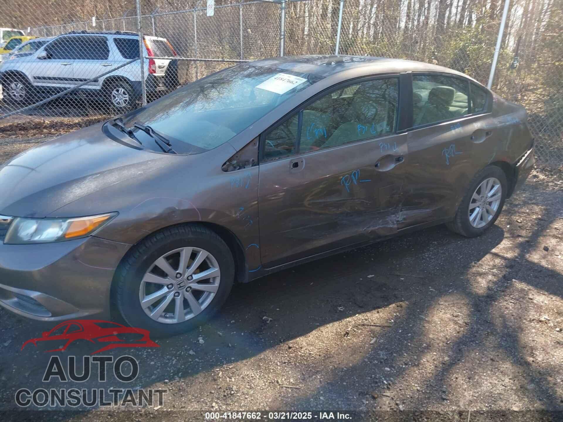HONDA CIVIC 2012 - 2HGFB2F83CH537184