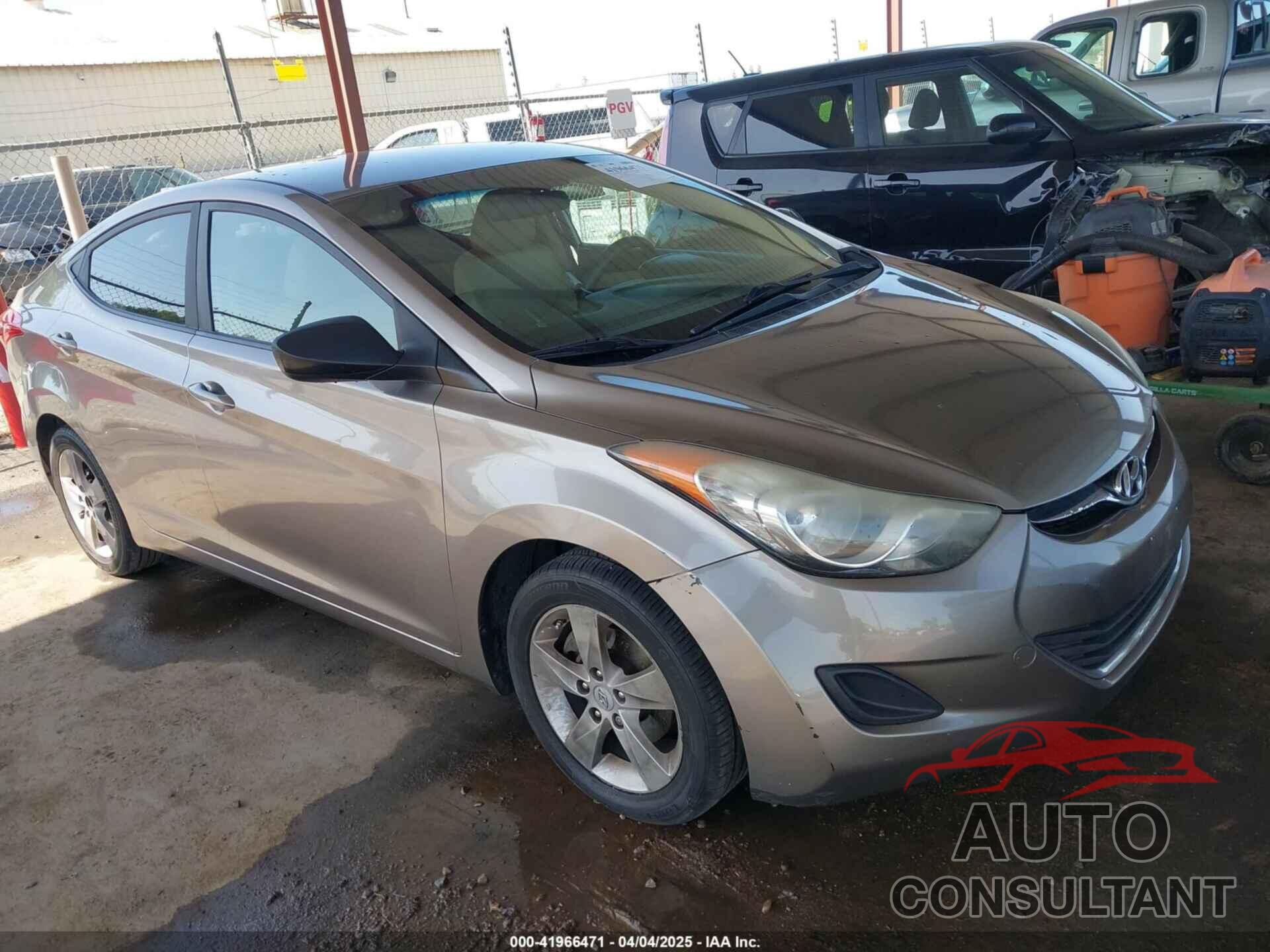 HYUNDAI ELANTRA 2011 - 5NPDH4AE8BH052588