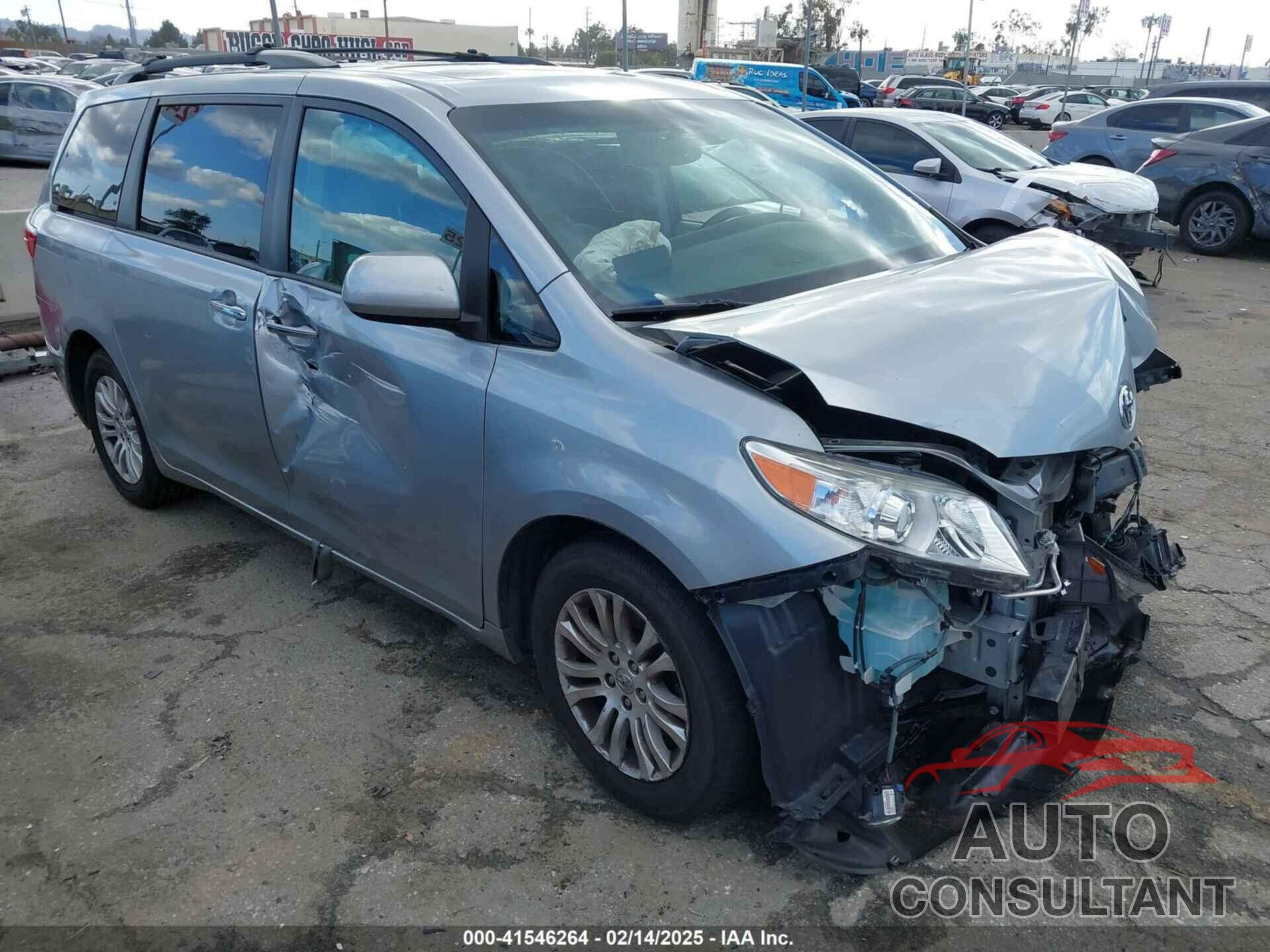 TOYOTA SIENNA 2017 - 5TDYZ3DC6HS809784