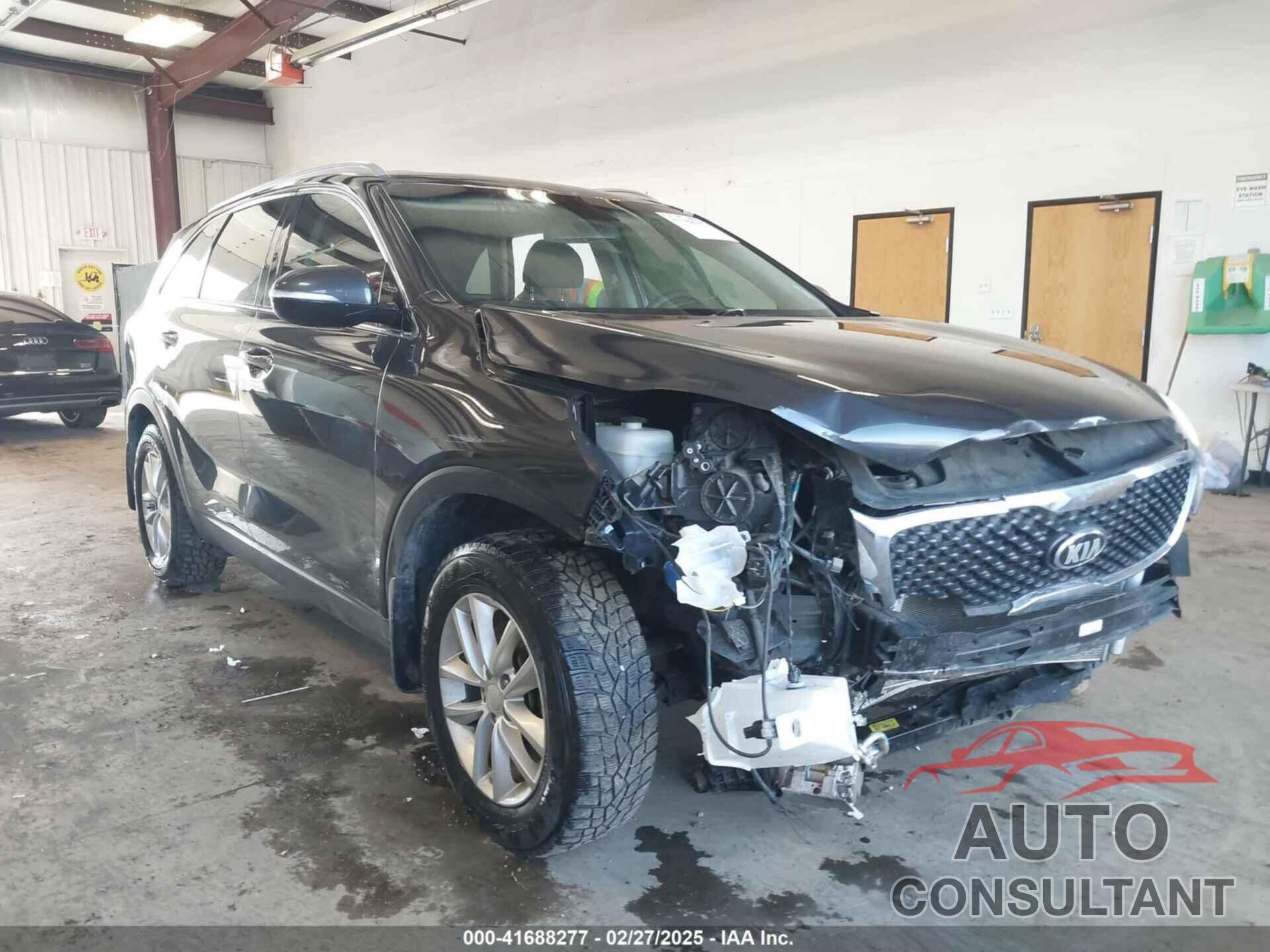 KIA SORENTO 2018 - 5XYPG4A31JG382982