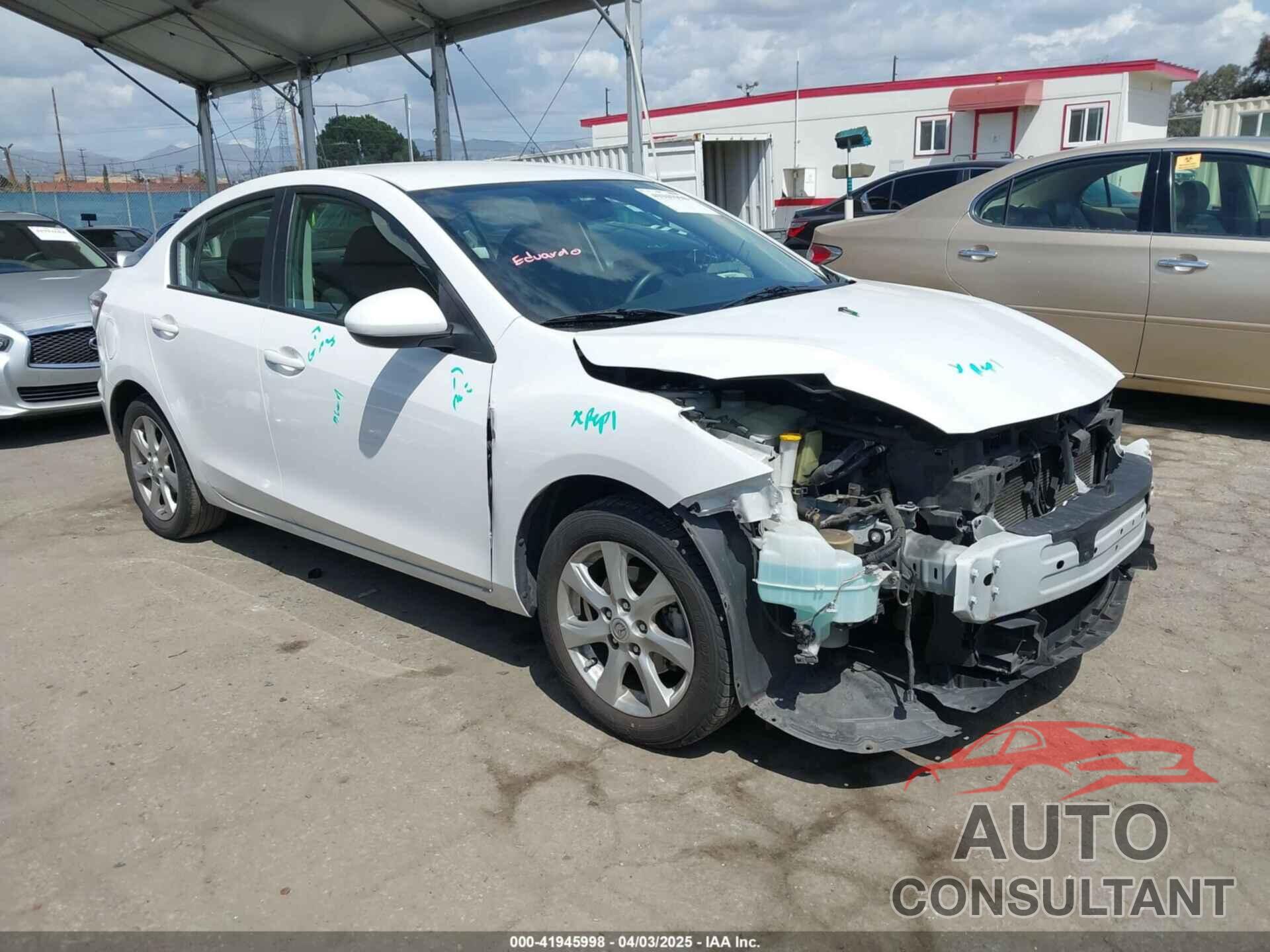 MAZDA MAZDA3 2011 - JM1BL1VG8B1478997