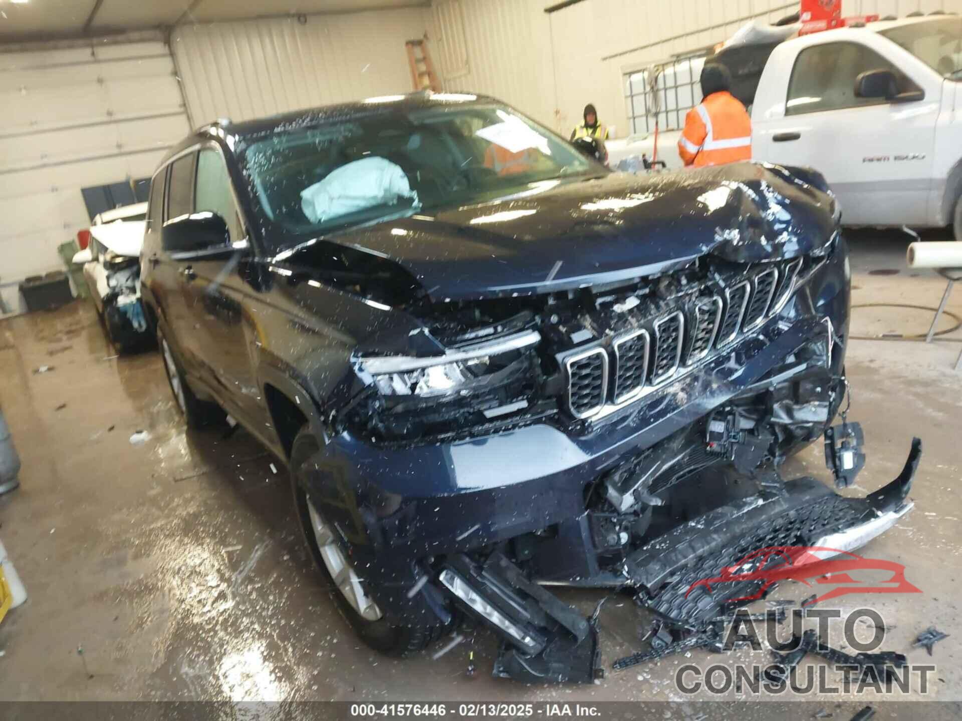 JEEP GRAND CHEROKEE L 2023 - 1C4RJKBG0P8812839