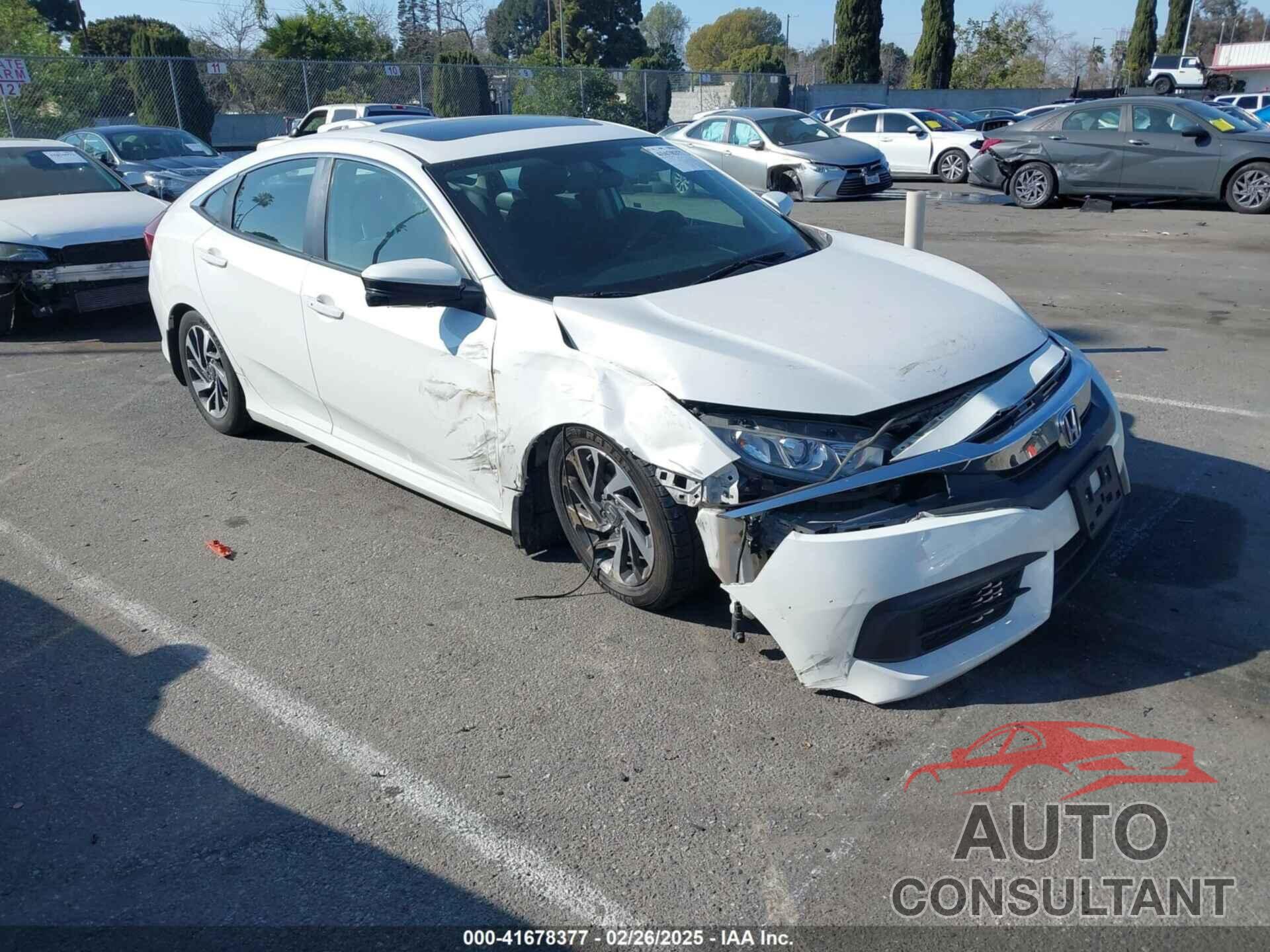 HONDA CIVIC 2017 - 2HGFC2F70HH539633