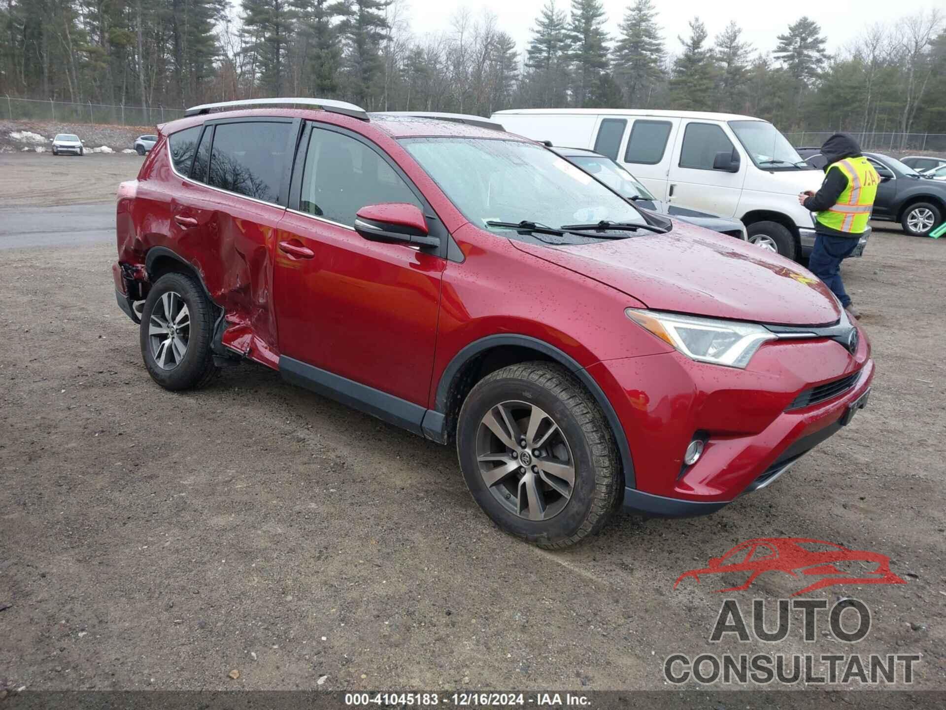 TOYOTA RAV4 2018 - JTMRFREV7JD253261