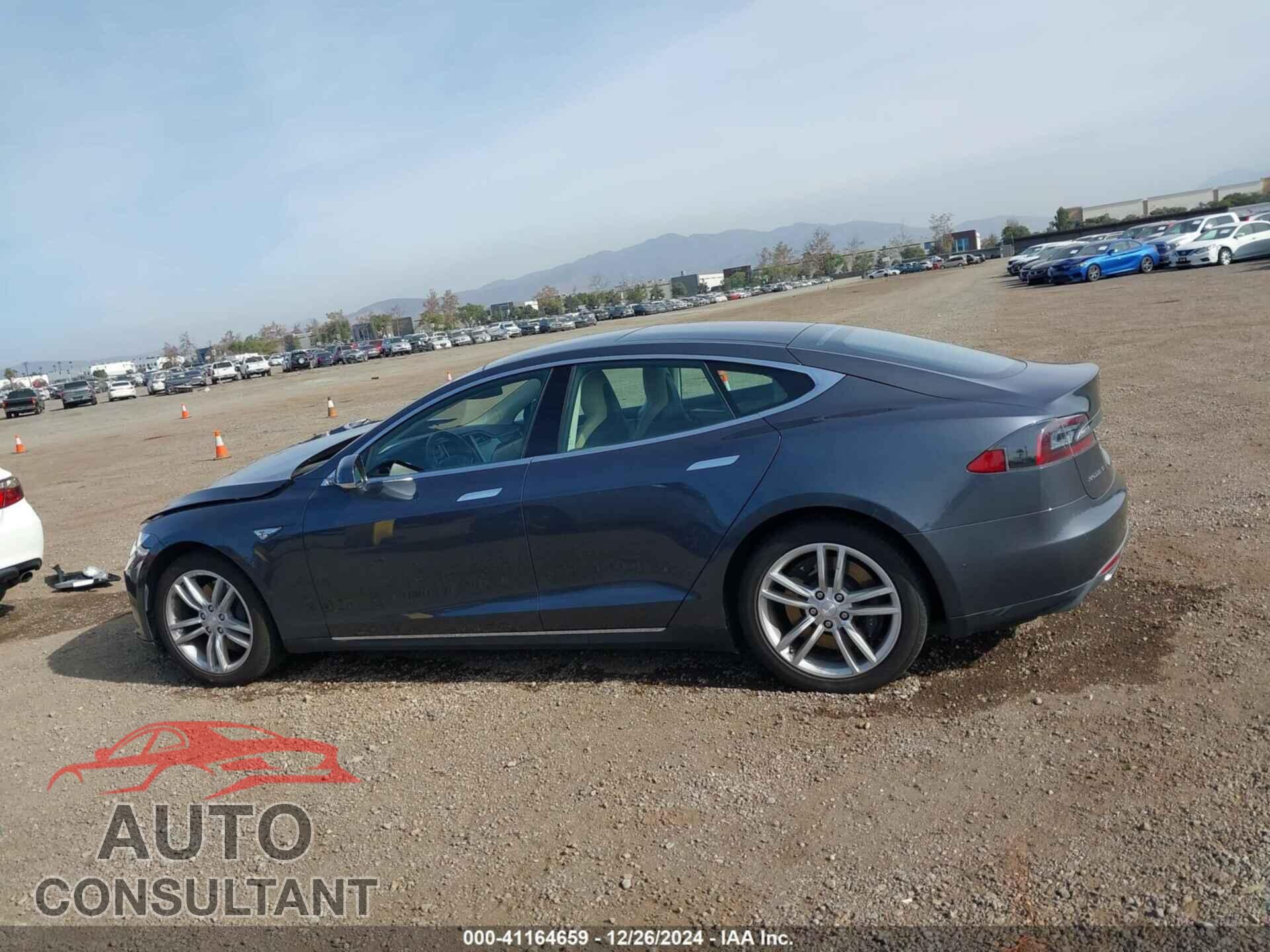 TESLA MODEL S 2014 - 5YJSA1H10EFP65033