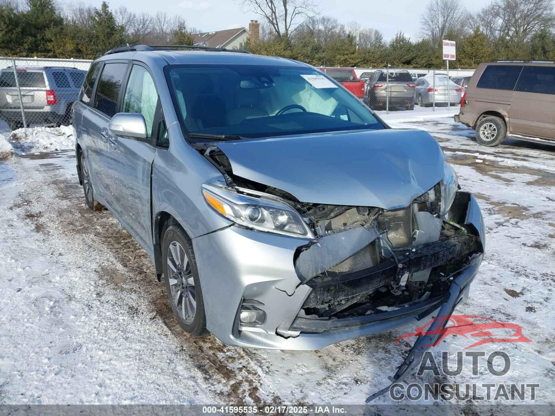 TOYOTA SIENNA 2019 - 5TDDZ3DC8KS218961